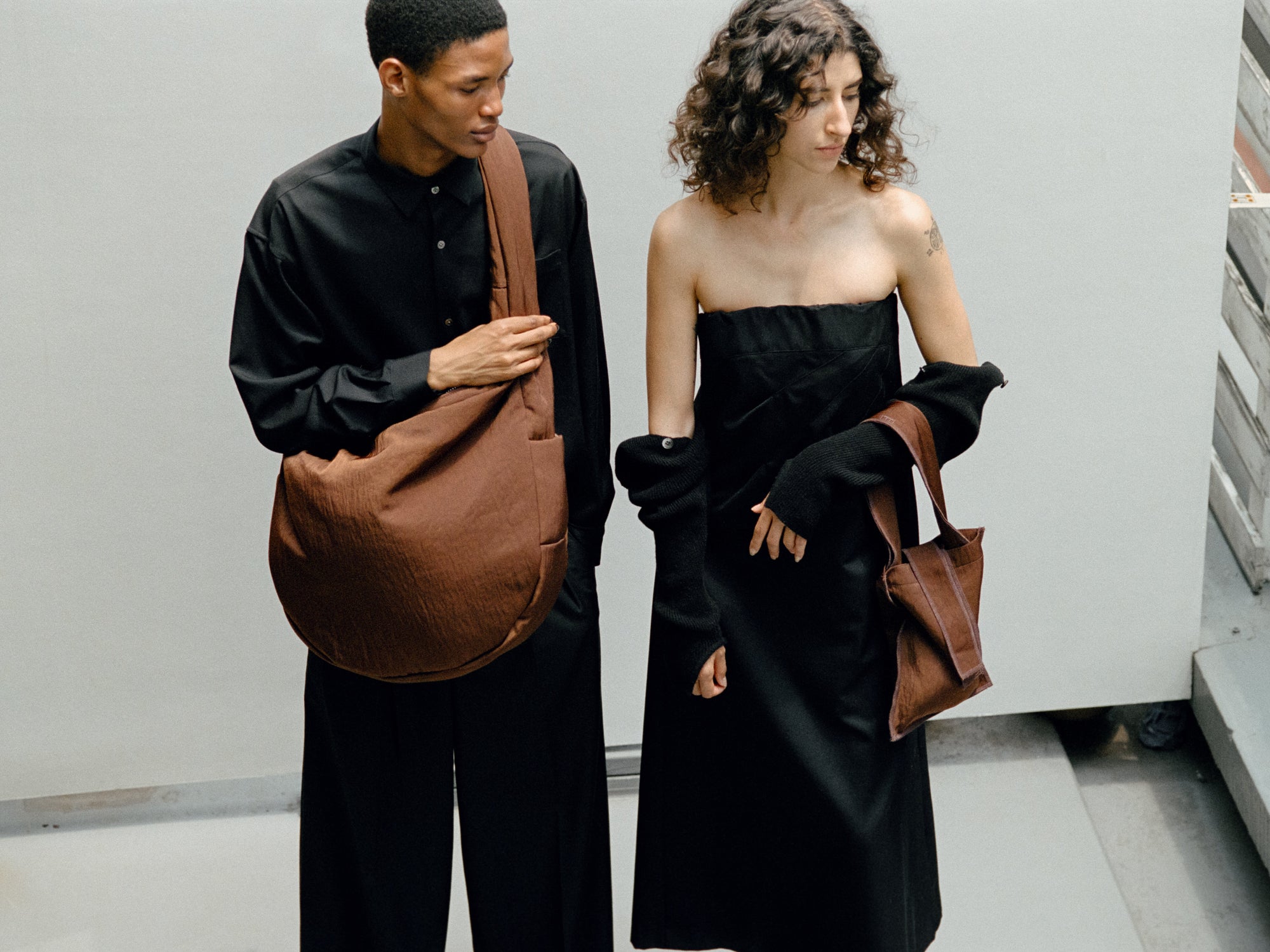 011_COLLECTION | SEASON VISUAL IMAGE (シーズンビジュアルイメージ)- ITTI (イッチ) | 2024年秋冬 Autumn&Winter