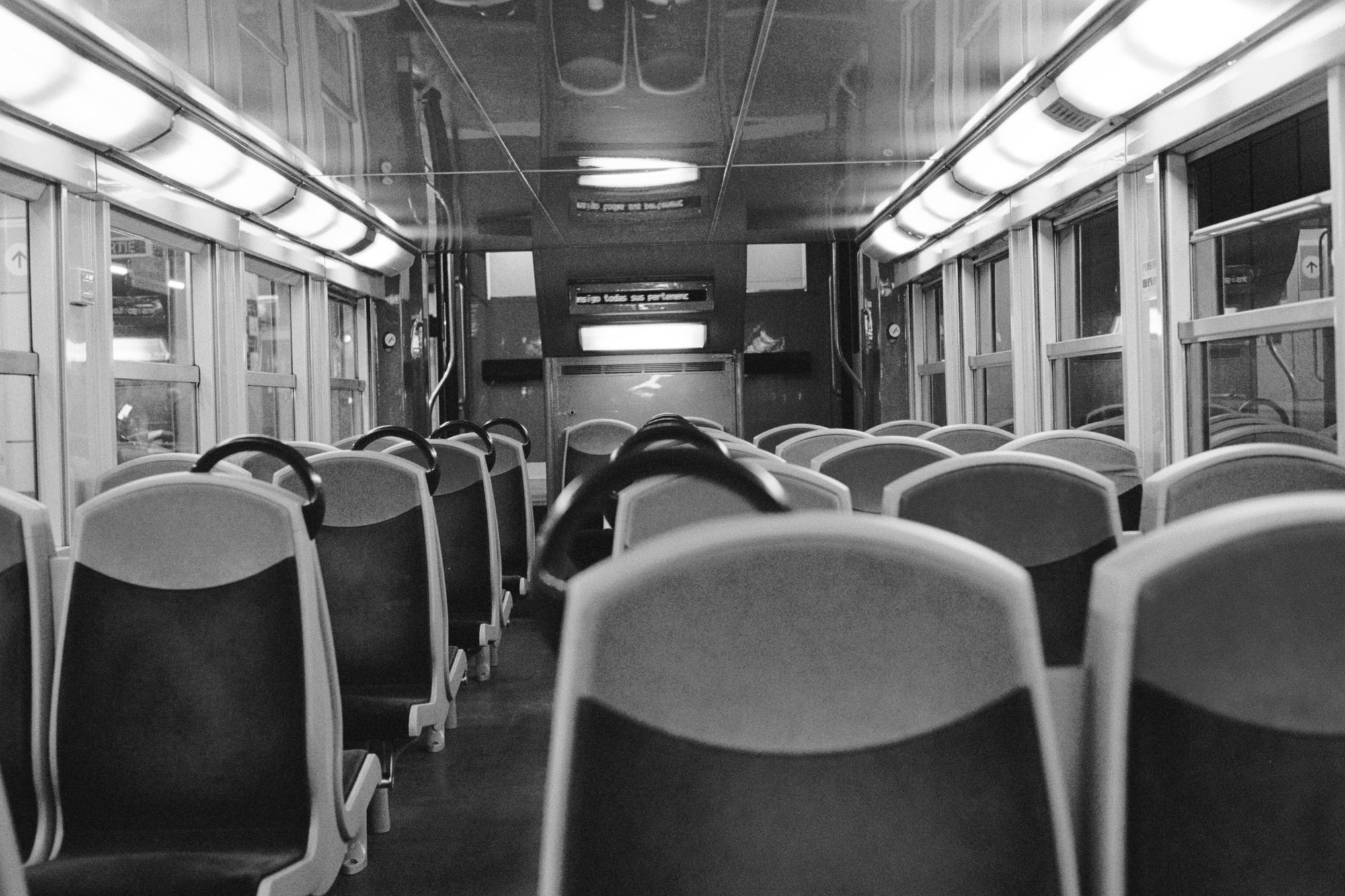 ICHI GALLERY|2025年12月の定休日・営業日についてのお知らせ | NEWS (お知らせ) - ITTI (イッチ) 公式