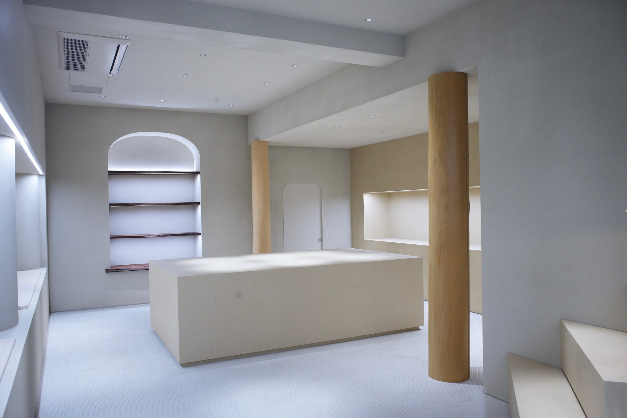 ITTI OSAKA|2025年11月21日大阪・南船場にグランドオープン|ITTI(イッチ)公式|心斎橋 皮革専門店 レザー 小物 ブランド メンズ レディース 旗艦店