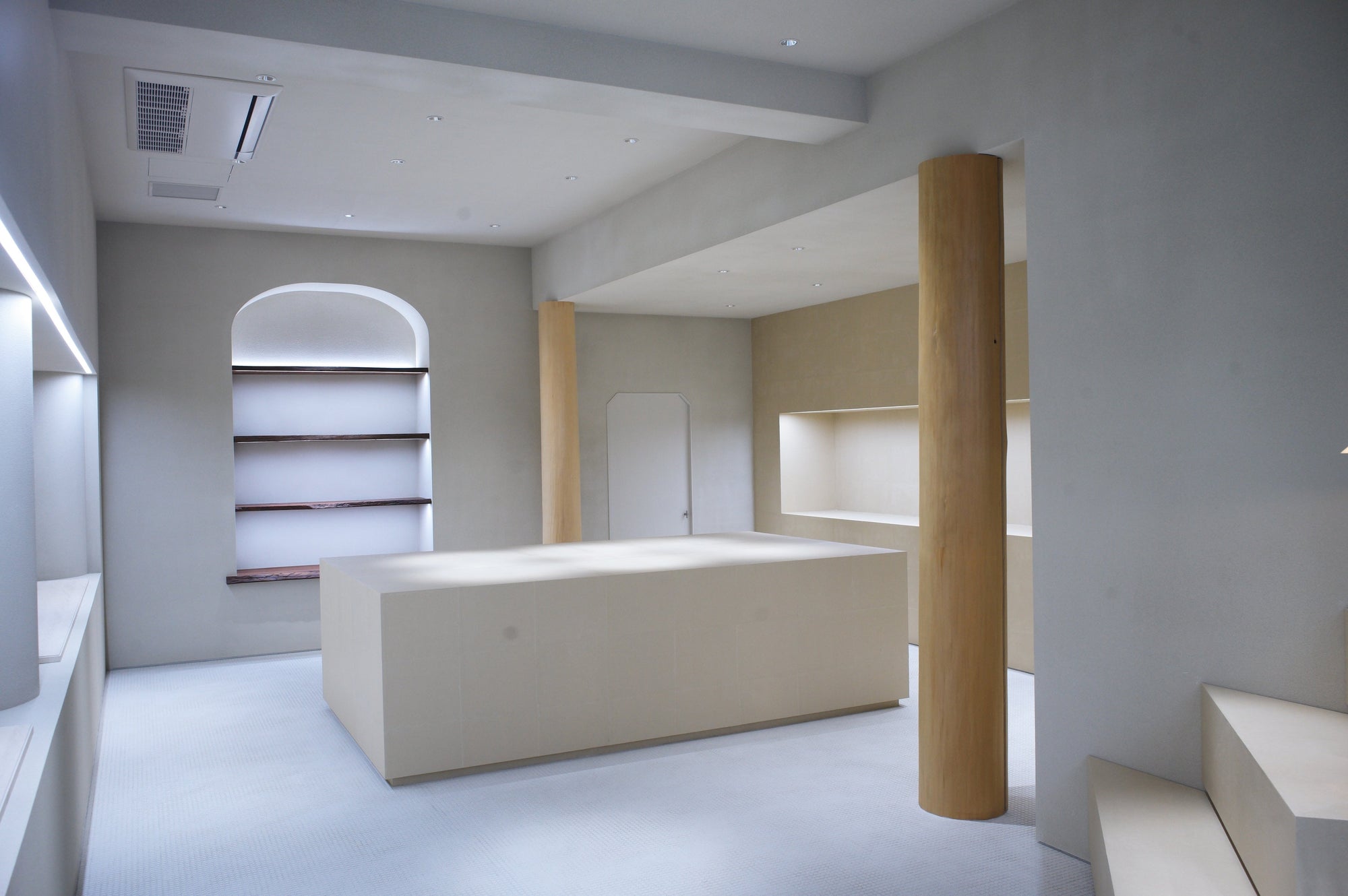 ABOUT - ITTI OSAKA (大阪・心斎橋・南船場)|ITTI(イッチ)公式|革製品 財布 鞄 小物 |レザーブランド 直営店