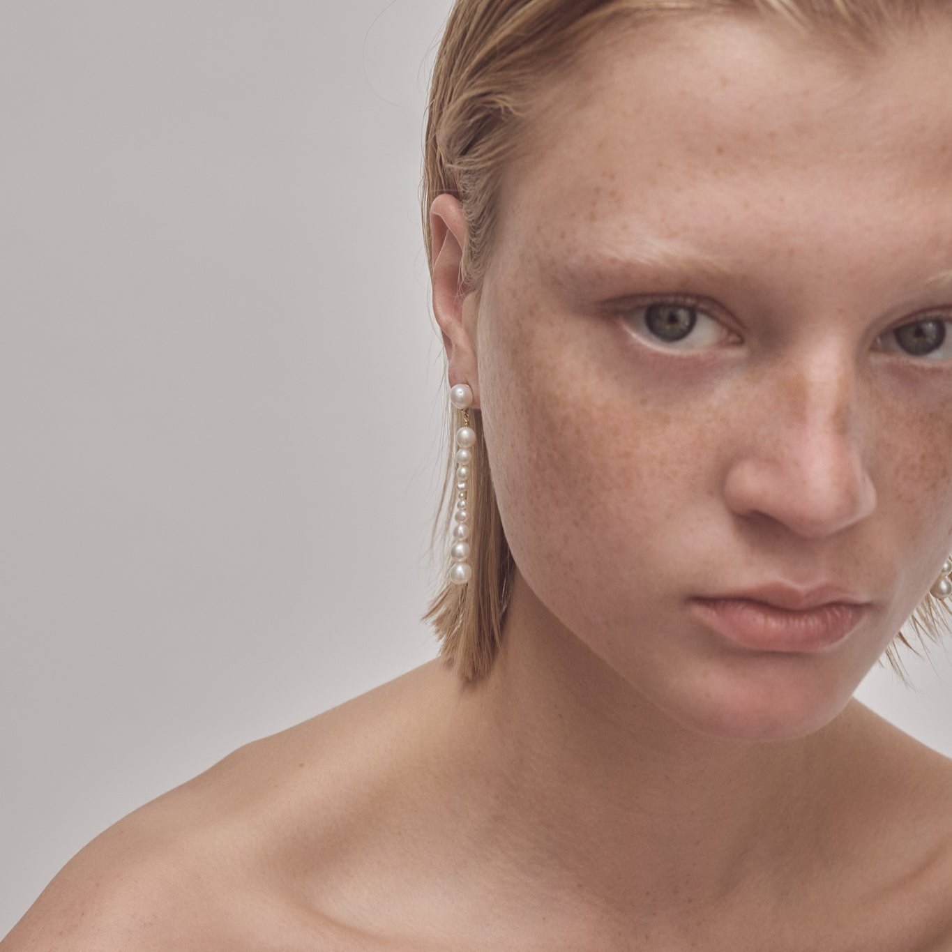 No. 12103 - Earring - GOLD / RAGBAG (イヤリング・ピアス - ゴールド / ラグバッグ) | ジュエリー ブランド デンマーク 女性 小物 アクセサリー ギフト 贈り物 プレゼント 淡水パール ICHI GALLERY