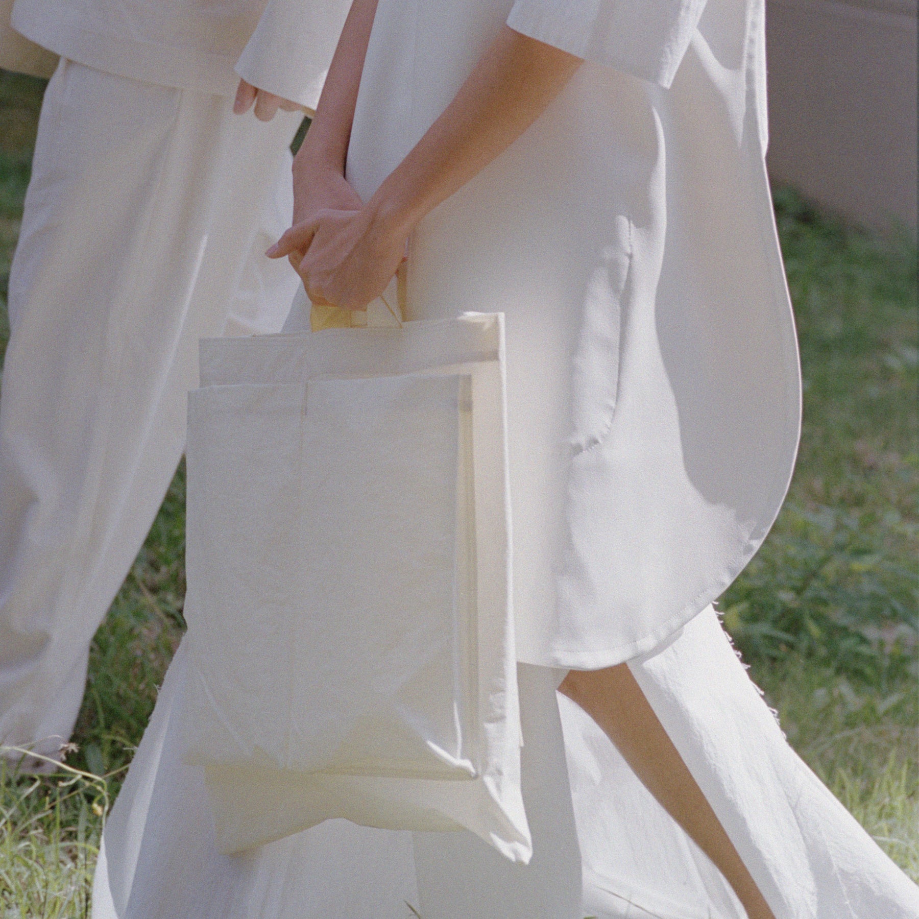 ITTI (イッチ) | ANNIE HELMET VEGETABLE BAG / V.CERATO (アニーヘルメットベジタブルバッグ / ヴィンテージシェラト) | 鞄 バッグ かばん カバン ナイロン 撥水 メンズ レディース ショルダー 斜め掛け 手持ち ハンドル 大きい ビッグ 白 オフ ホワイト 生成り アイボリー ナチュラル