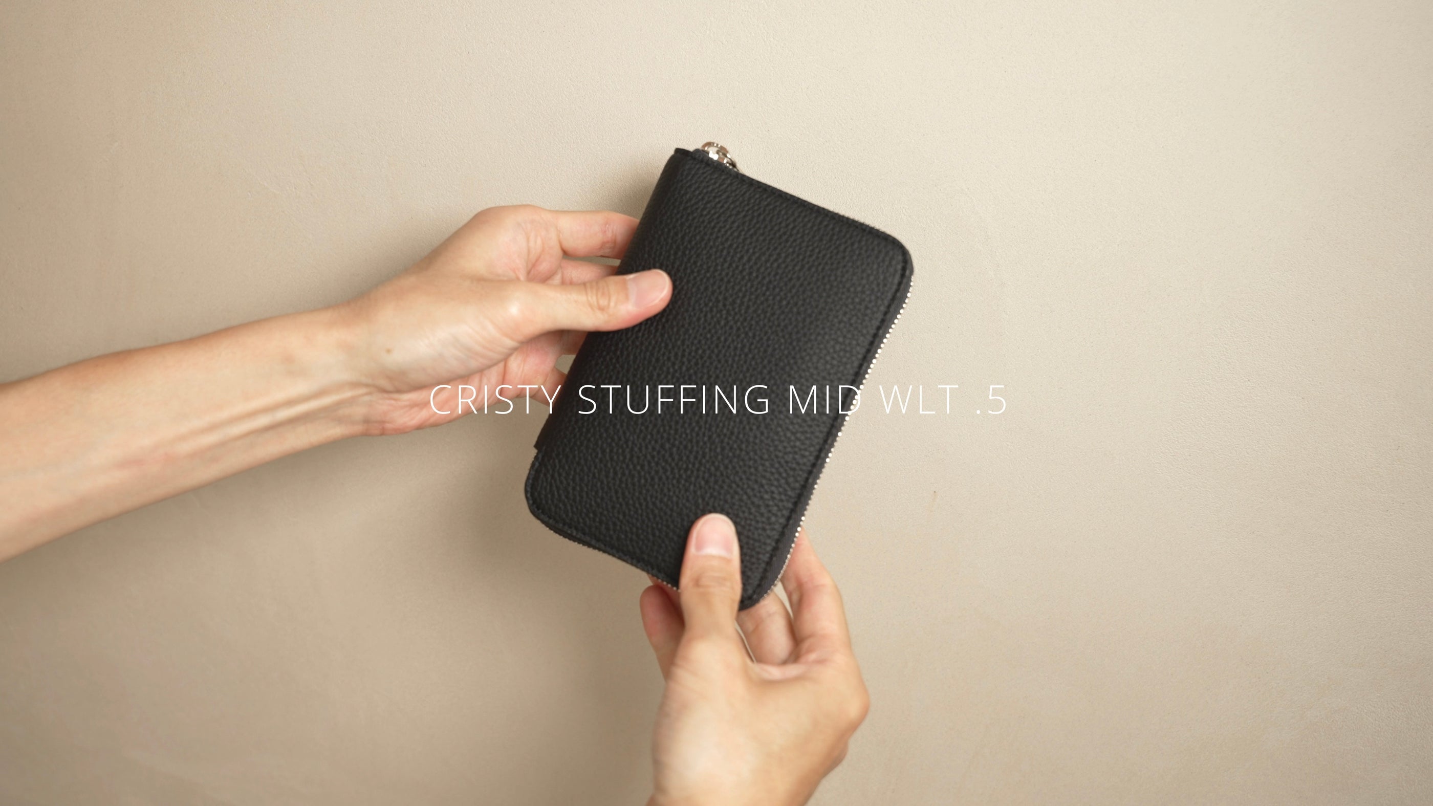 CRISTY STUFFING MID WLT .5 クリスティスタッフィングミッドウォレット 革 レザー 財布 サイフ さいふ ラウンドファスナー 牛革 ミディアム 通帳 大きめ ポケット