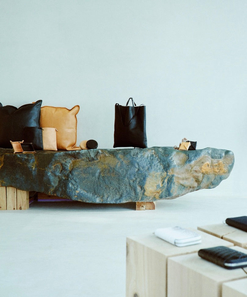 ICHI GALLERY (イチギャラリー) - ITTI (イッチ) FLAGSHIP SHOP (フラグシップショップ・旗艦店・オンリーショップ) | 実店舗 オープン 開店 | 東京都渋谷区富ヶ谷 | 革小物 レザー 財布 さいふ 鞄 かばん