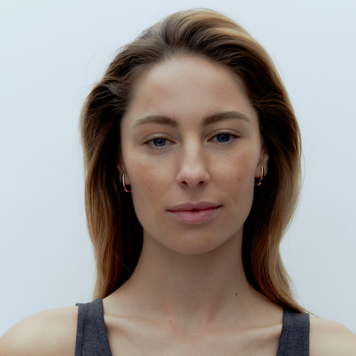 Dualism Sculptural Earrings - GOLD / RAGBAG (デュアリズム スカルプチャー イヤリング・ピアス - ゴールド) / ラグバッグ - ICHI GALLERY デンマーク ジュエリー アクセサリー ブランド 18K 金 レディース ウィメンズ 女性