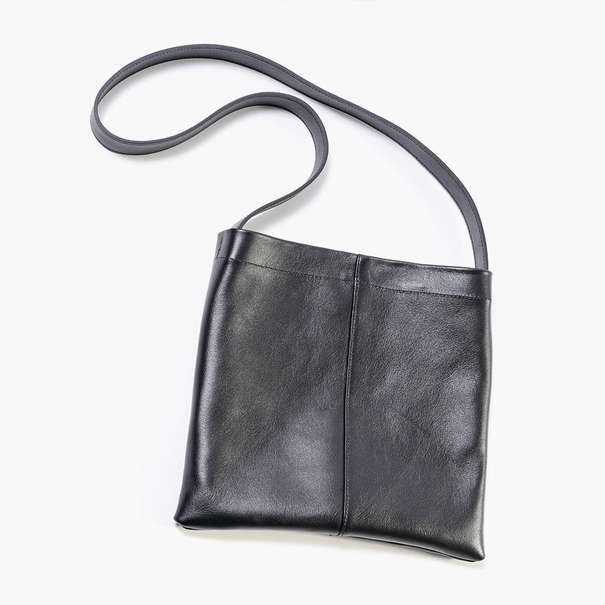 ITTI (イッチ) - MARY SHOULDER / RAPTO FLEX (マリーショルダー / ラプトフレックス) | バッグ 鞄 かばん カバン 斜め掛け 肩 レザー カウ 牛革 ブランド メンズ レディース ユニセックス ブラック 黒