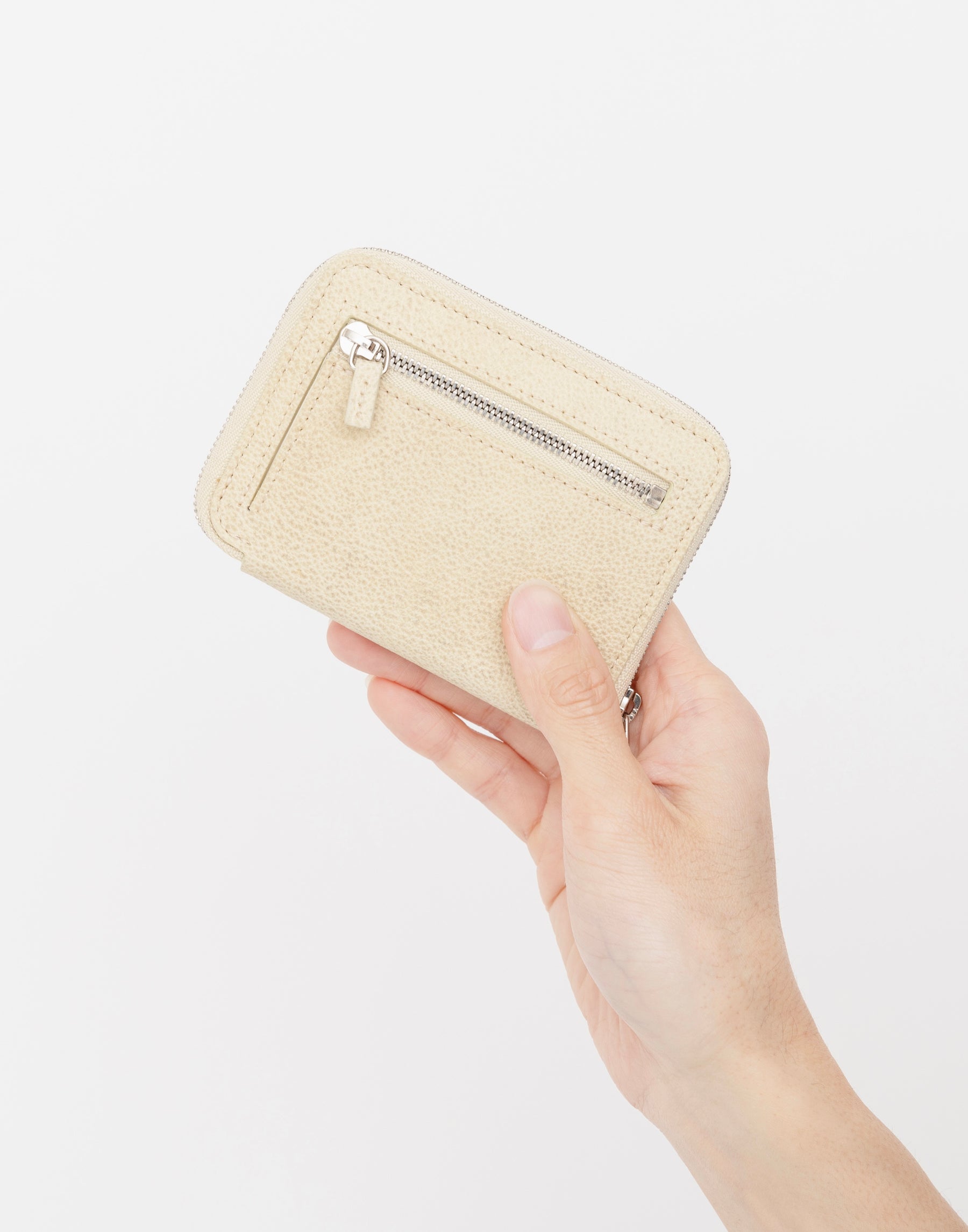 CRISTY SLIM COMPACT WLT (クリスティスリムコンパクトウォレット) - ITTI (イッチ) | サイフ 財布 さいふ メンズ ウィメンズ 男性 女性 ミニ キャッシュレス ラウンド ファスナー ブランド レザー 本革