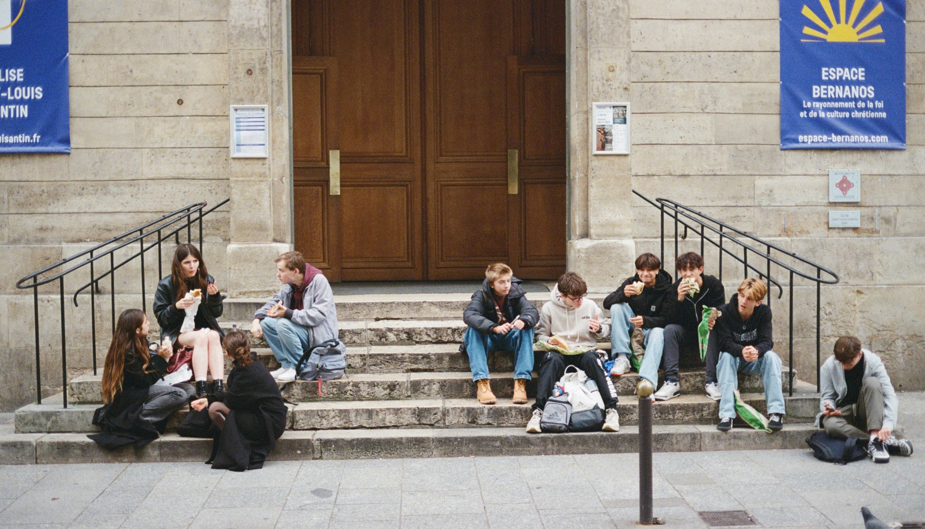 お盆休みに伴う休業と発送スケジュールのお知らせ | NEWS (お知らせ) - ITTI (イッチ) 公式 | 直営店 ICHI GALLERY オンラインショップ