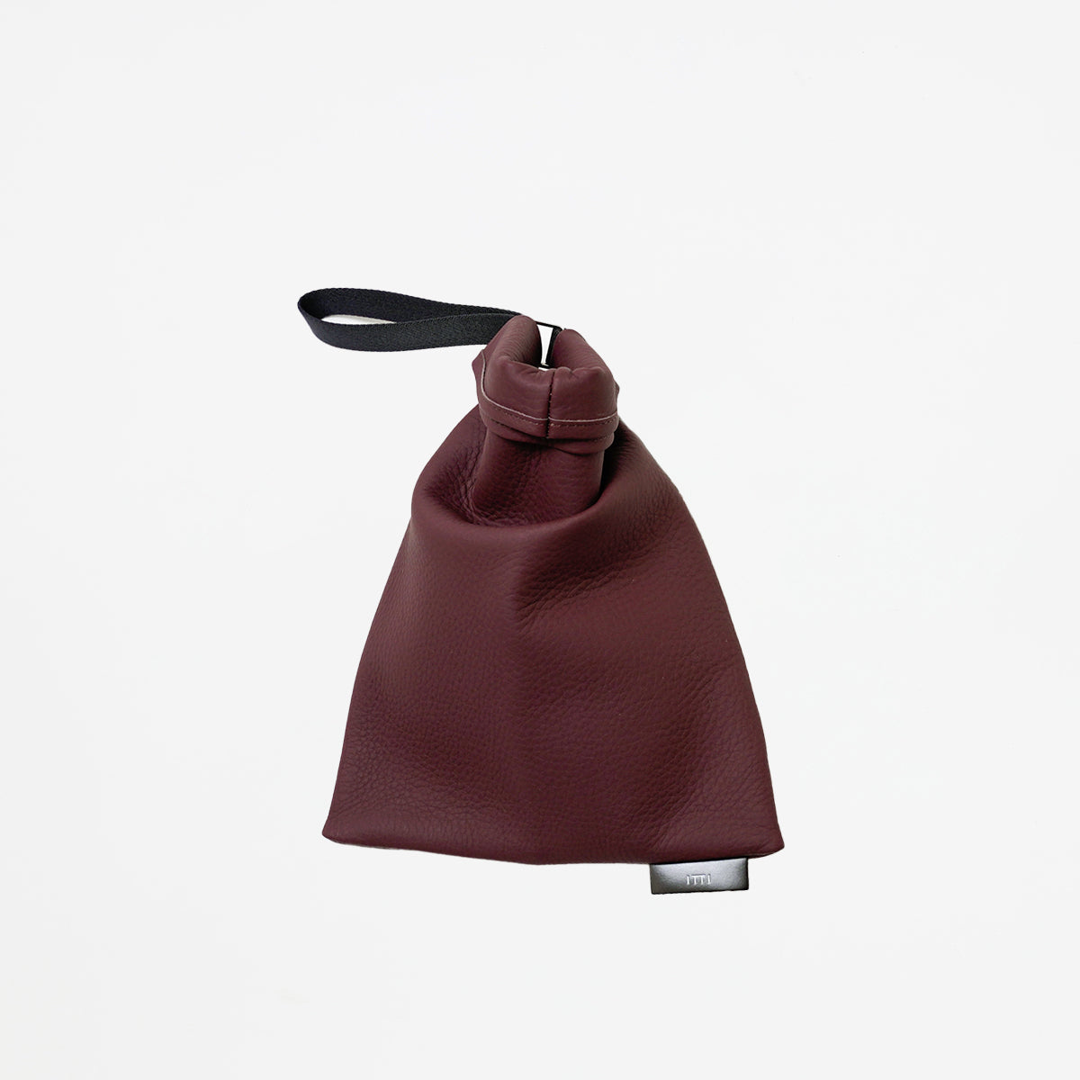 ITTI (イッチ) | ANNIE RICE BAG iii / DIPLO SKY(アニーライスバッグ/ディプロスカイ) レザー 巾着 ポーチ カバン ハンドバッグ 手持ち メンズ レディース 鞄 カバン かばん ブランド ワインレッド 赤 茶 ボルドー バーガンディ