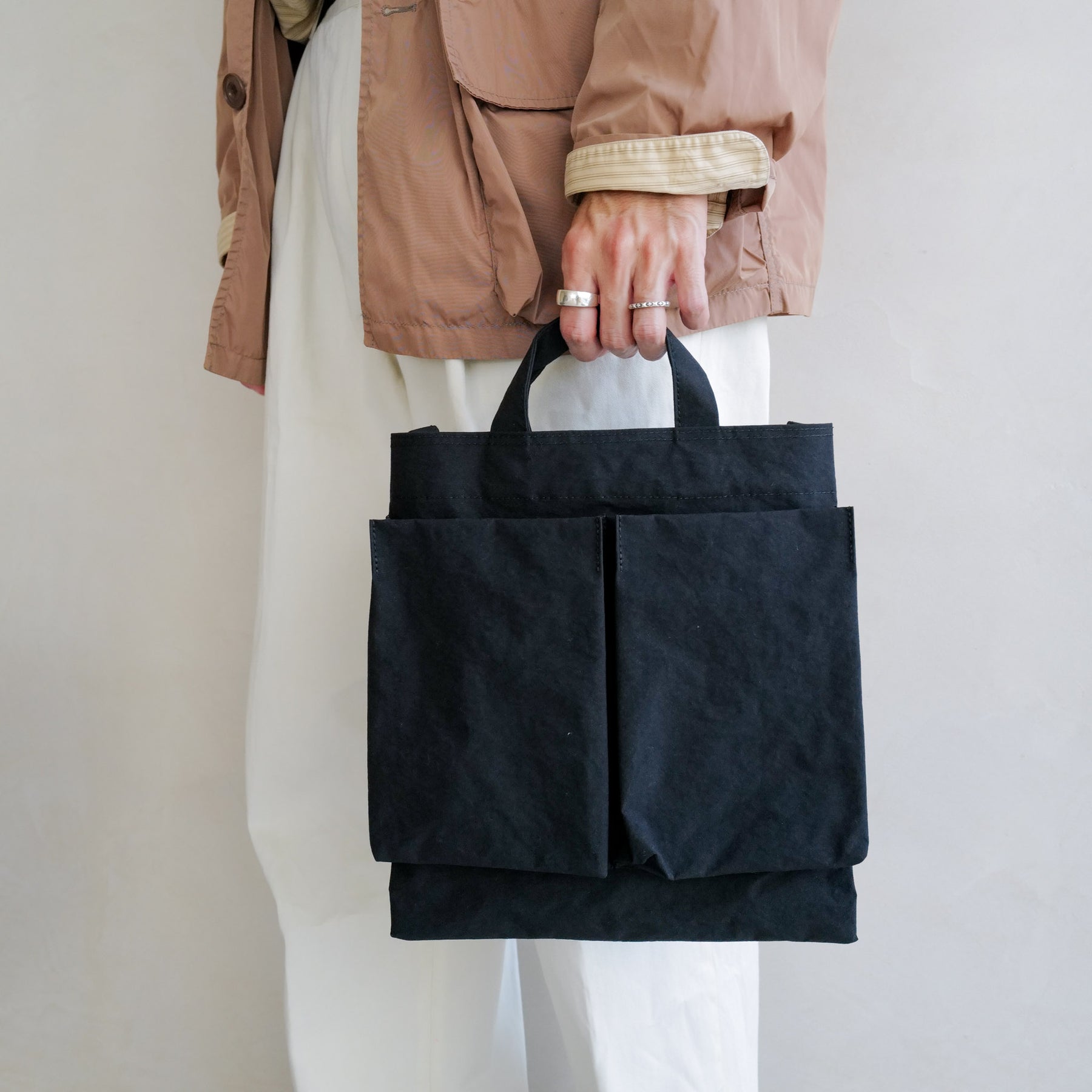 ITTI (イッチ) | ANNIE HELMET VEGETABLE BAG - S / V.CERATO (アニーヘルメットベジタブルバッグ スモール / ヴィンテージ シェラト) | ショルダー 鞄 カバン かばん 買い物 大きい ナイロン メンズ レディース ブランド 撥水 ブラック 黒 スタイリング コーディネート ファッション