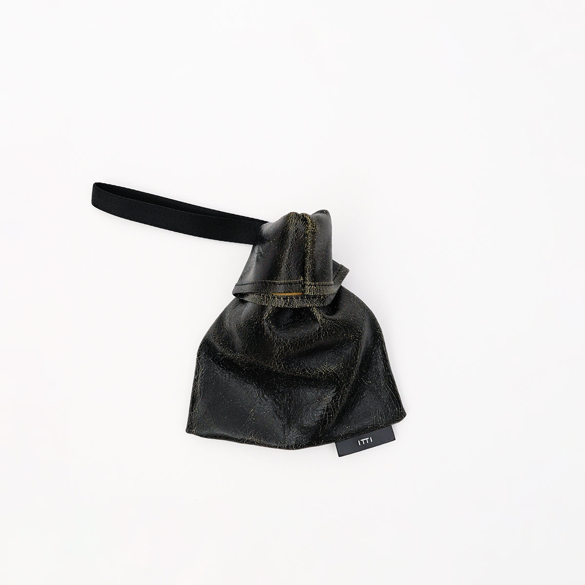 ITTI (イッチ) | ANNIE SMALL RICE BAG / CRACK (アニースモールライスバッグ / クラック)レザー 巾着 ハンド メンズ レディース 鞄 カバン かばん 手持ち きんちゃく キンチャク 贈り物 ギフト プレゼント