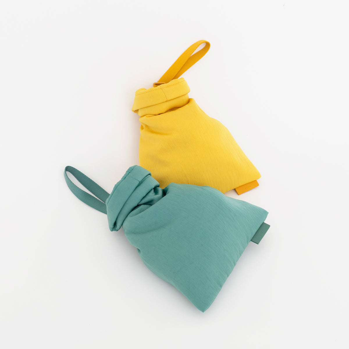 ITTI (イッチ) | ANNIE PUFFER RICE BAG / CERATO BRIGHT(アニーパファーライスバッグ)鞄 本革 レザー メンズ レディース 黒 ブラック イエロー 黄色 ブルーグリーン ハンド カバン かばん 撥水 雨 巾着