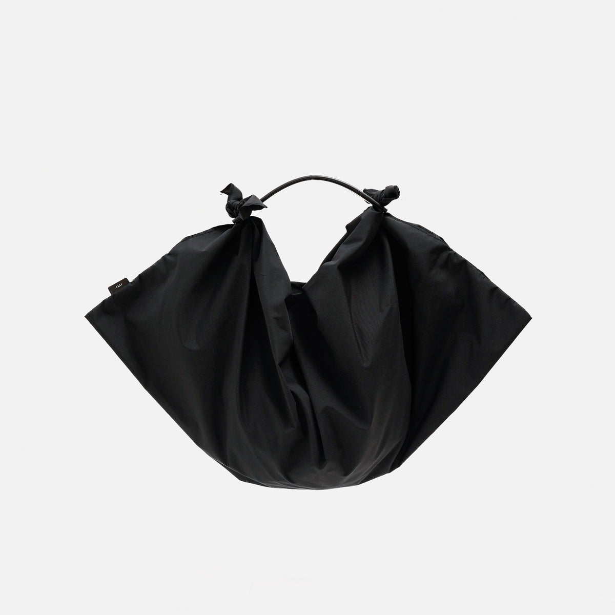 ITTI (イッチ) - HERRIE FUROSHIKI ONE HANDLE BAG - M / RF-LC (ヘリー風呂敷ワンハンドルバッグ - ミディアム) | 鞄 カバン かばん フロシキ トート ナイロン レザー ブランド メンズ レディース 黒 ブラック