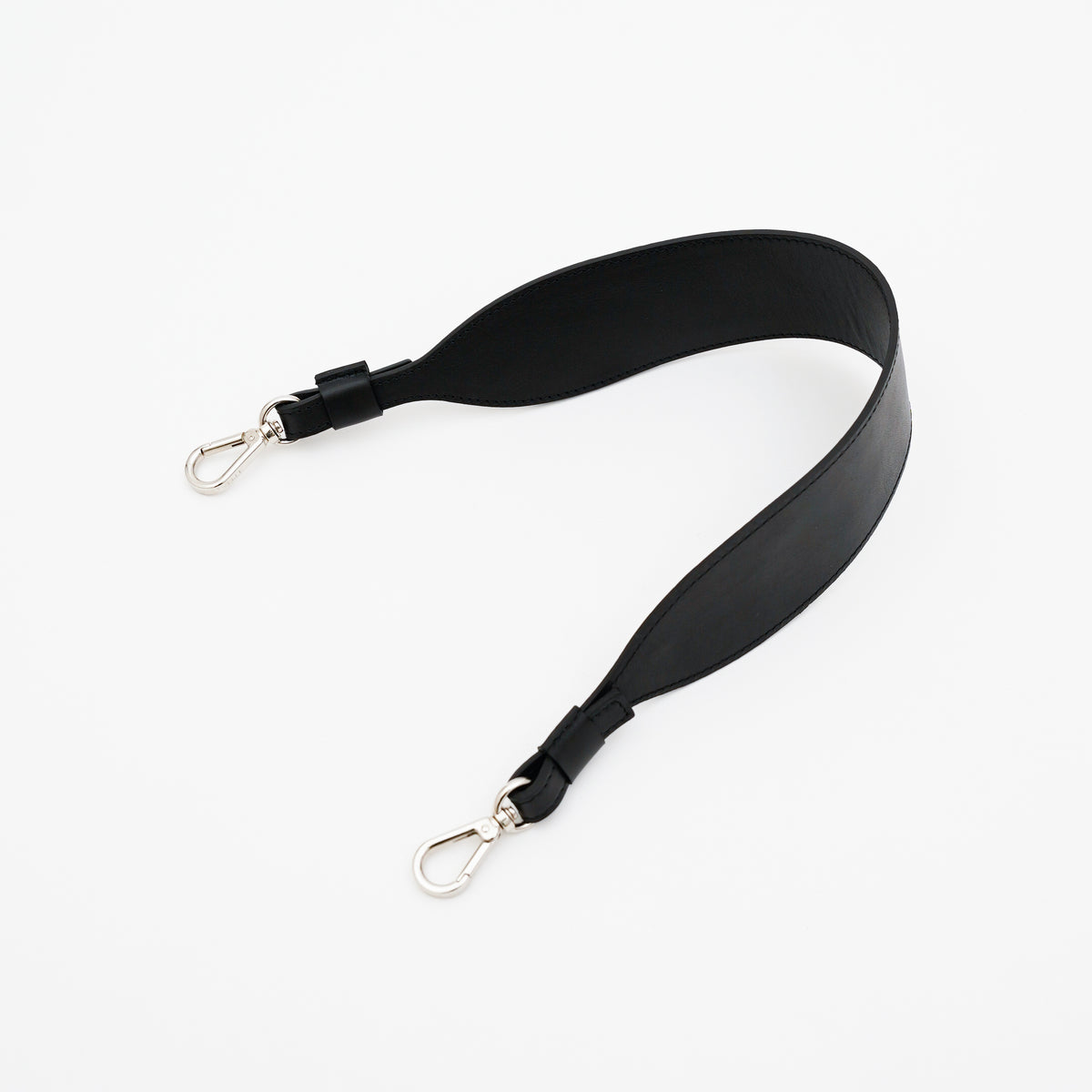 BONNIE BUCKET SHOULDER / RAPTO FLEX / HANDLE 60|ショートタイプのレザー ハンドルストラップ|ITTI(イッチ)公式