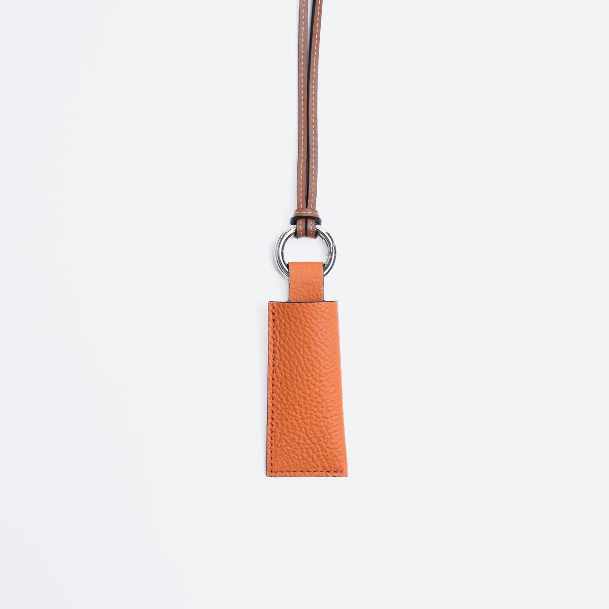 ITTI (イッチ) - HERRIE LIP RING / DIPLO FJORD (ヘリーリップリング) | レザー ケース ネックストラップ ネックレス リップクリーム ブランド 収納 ユニセックス メンズ レディース オレンジ 橙