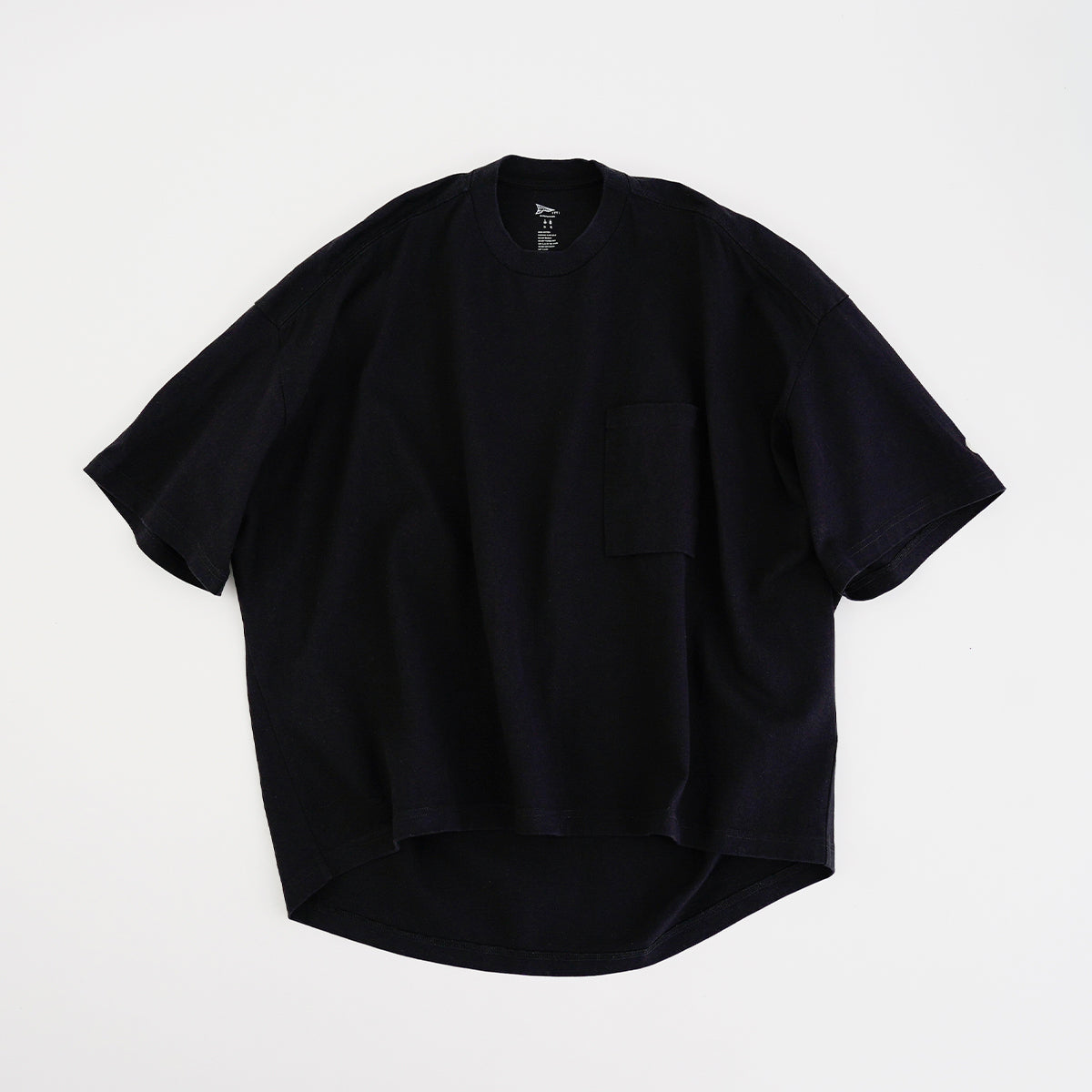 MARY COCOON POCKET SHORT-SLEEVE CUTSEW / HYOMA|コクーンシルエット Tシャツ メンズ レディース|ITTI(イッチ)公式