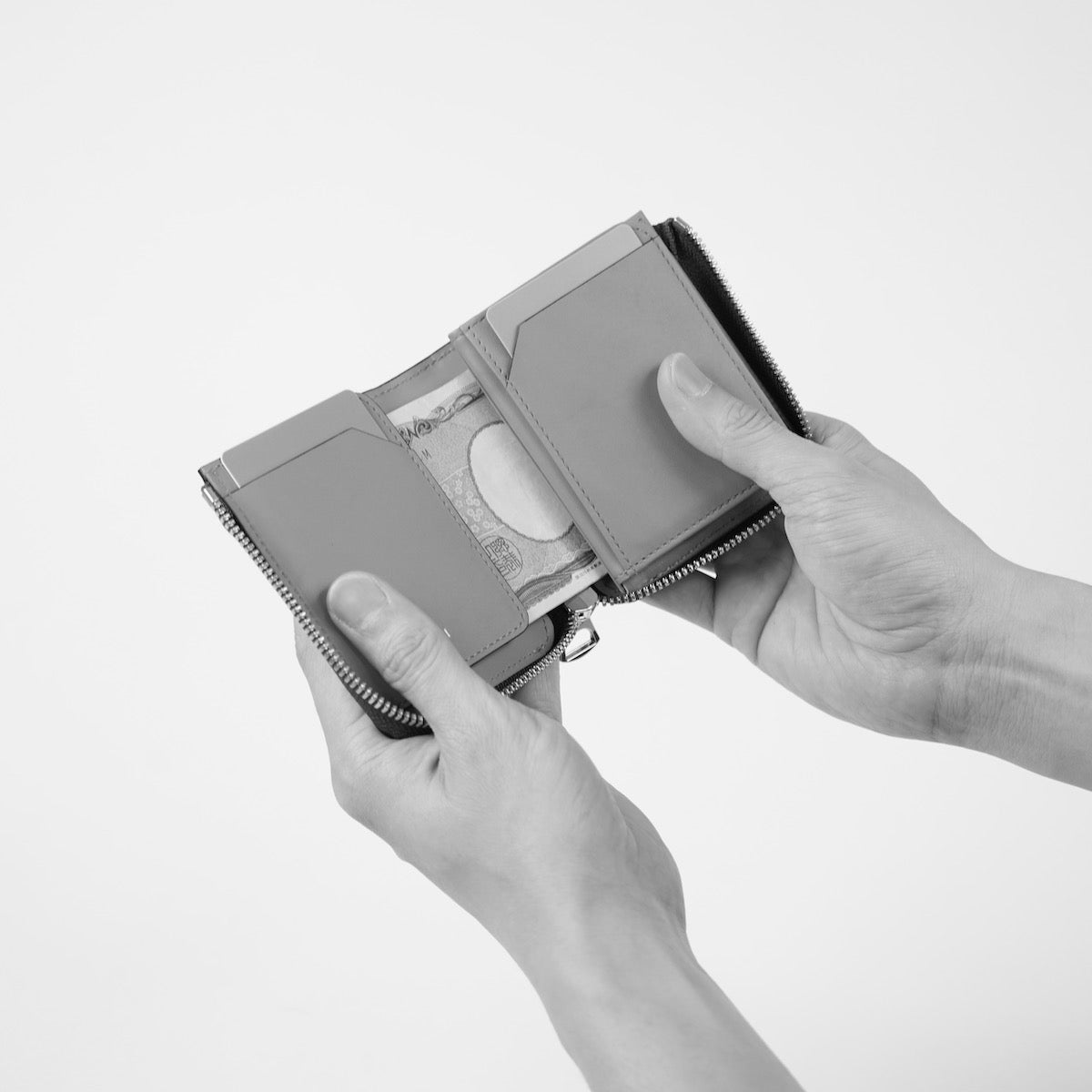CRISTY VERY COMPACT WLT .5 / PPL COLLECTION【LIMITED】(クリスティベリーコンパクトウォレット/ パープルコレクション) | 紫 牛 皮革 シボ ecco社 エコー ブランド メンズ レディース 財布 さいふ サイフ