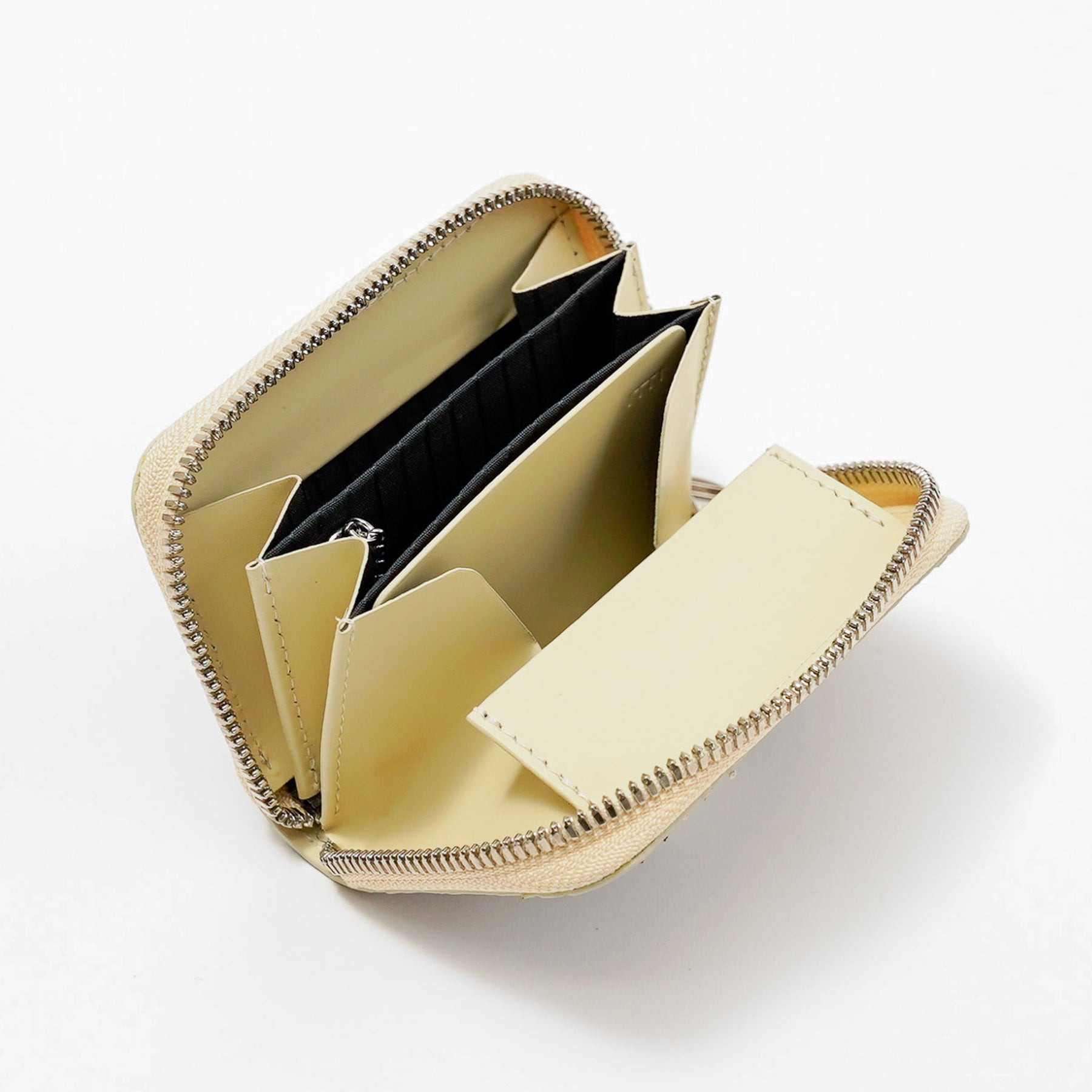 ITTI (イッチ) | CRISTY COIN CARD WLT / MOLURUS(クリスティコインカードウォレット / モラレス) 財布 キャッシュレス さいふ ミニ サイフ パイソン 蛇革 レザー メンズ レディース 鍵 収納 ヘビ へび 柄 ホワイト ブラック 白 黒 小さい