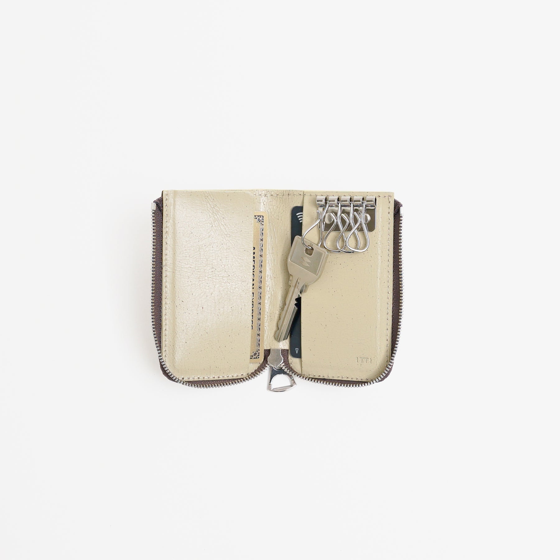 ITTI (イッチ) - CRISTY KEY CARD CASE / CRACK (クリスティキーカードケース / クラック) | 鍵 収納 メンズ レディース レザー ブランド スマートキー 車 ファスナー