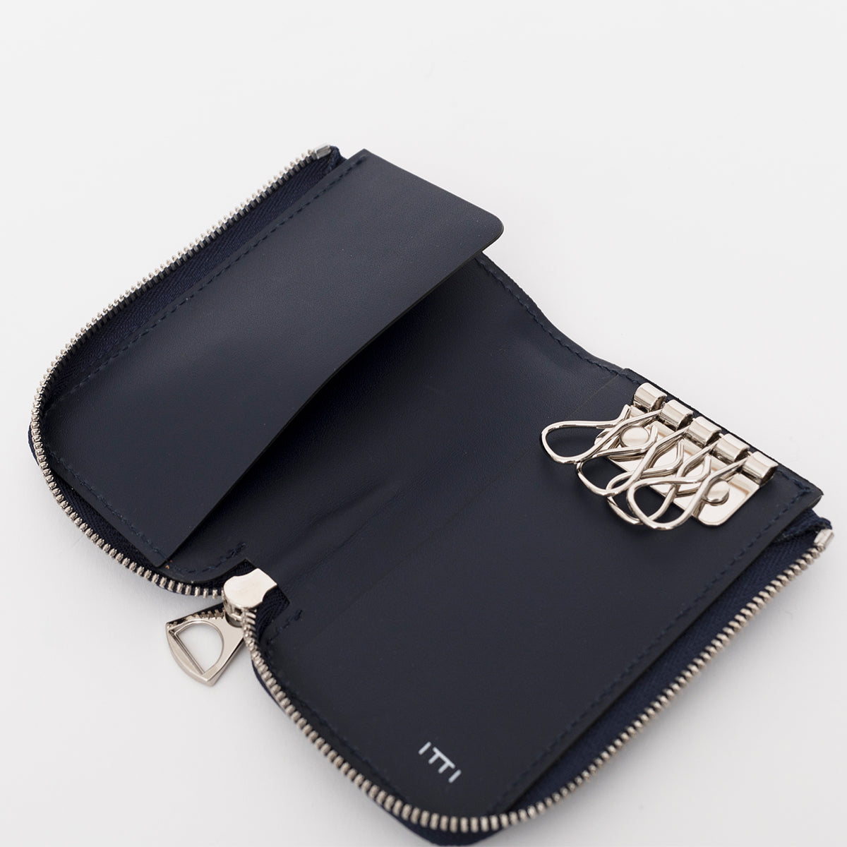 ITTI (イッチ) | CRISTY KEY CARD CASE / AI CROCO(クルスティキーカードケース/藍クロコダイルレザー) エキゾチック 皮革 エルメス HCP社 高品質 ナイル L字ファスナー スマートキー 鍵 ネイビー 紺