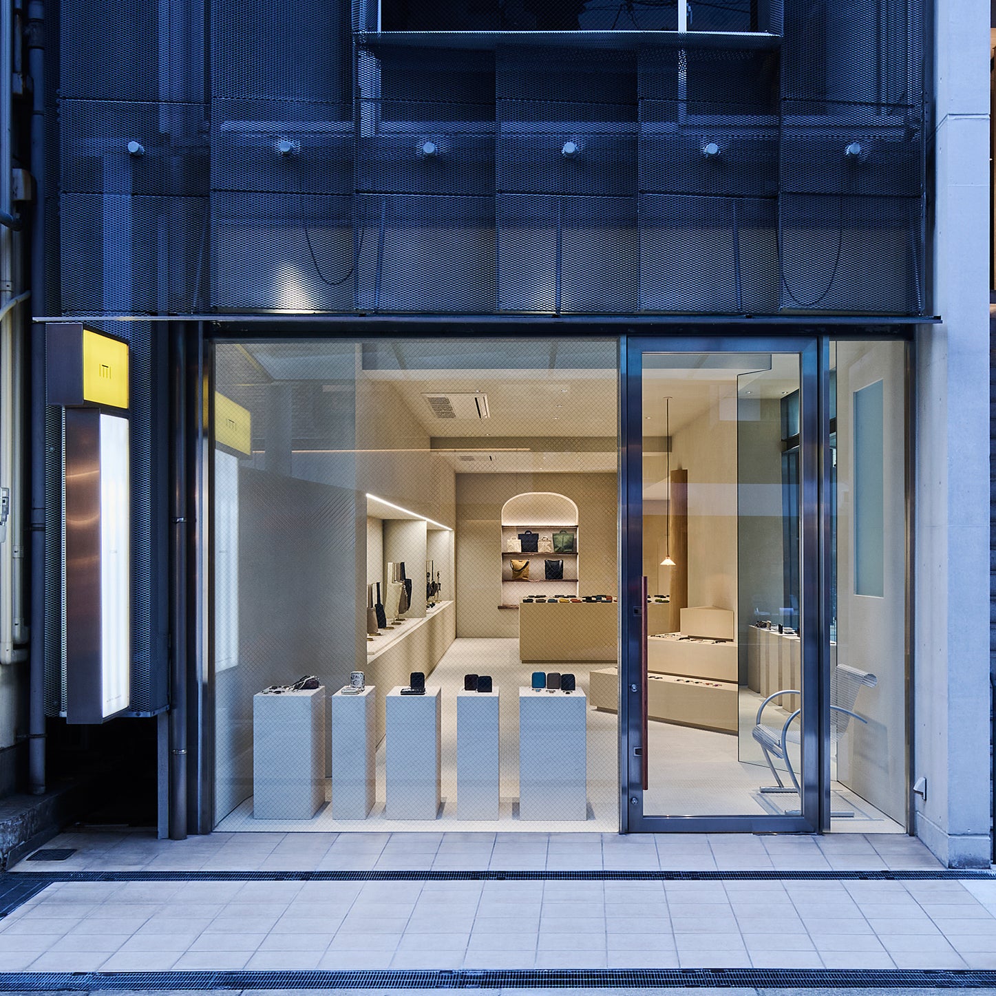 ITTI OSAKA|2025年11月21日大阪・南船場にグランドオープン|ITTI(イッチ)公式|心斎橋 皮革専門店 レザー 小物 ブランド メンズ レディース 旗艦店