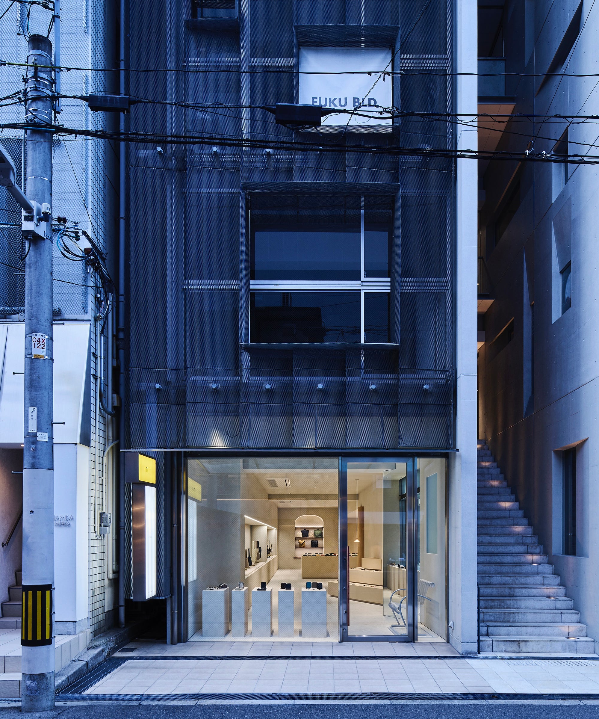 ABOUT - ITTI OSAKA (大阪・心斎橋・南船場)|ITTI(イッチ)公式|革製品 財布 鞄 小物 |レザーブランド 直営店