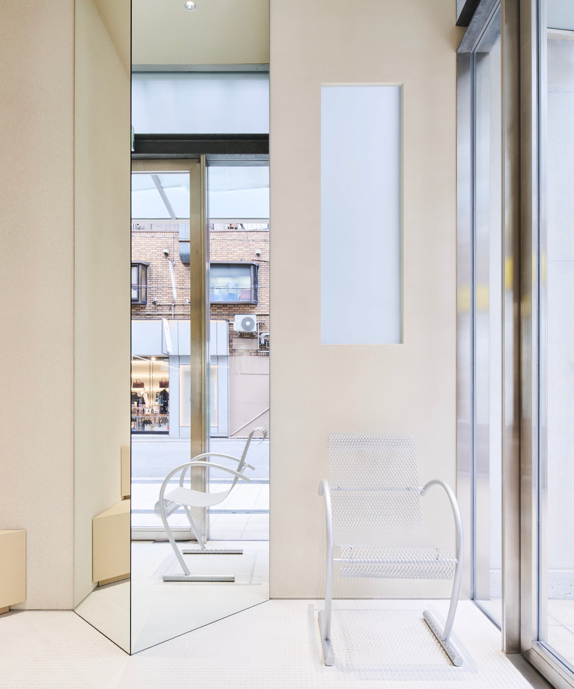 ABOUT - ITTI OSAKA (大阪・心斎橋・南船場)|ITTI(イッチ)公式|革製品 財布 鞄 小物 |レザーブランド 直営店