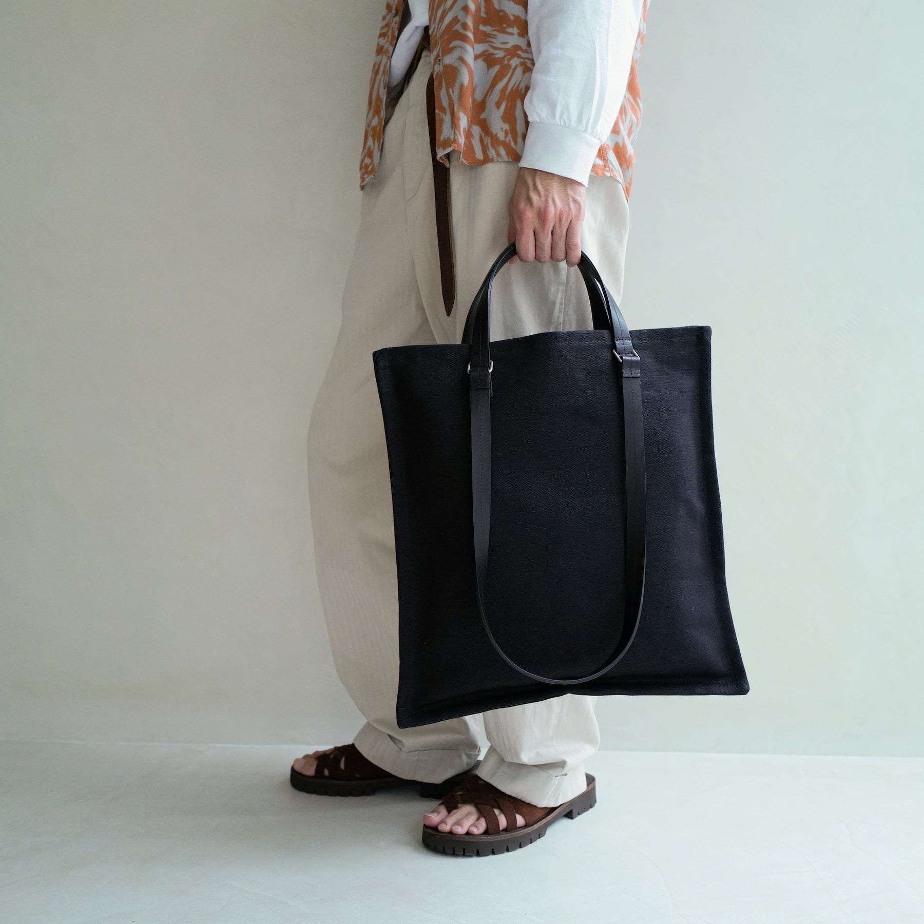 HOME 2HANDLE TOTE (ホーム2ハンドルトートバッグ) - ITTI HOME (イッチホーム) | レザーバッグ・鞄・肩掛け・手持ち・メンズ・レディース・カバン・かばん・ビジネス・ホワイト・白・キャンバス
