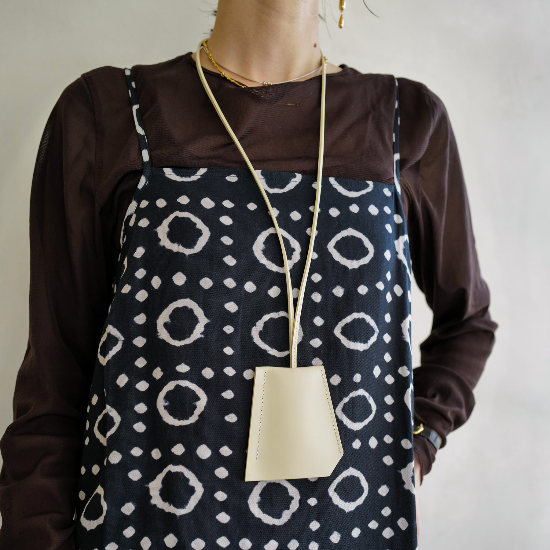 ITTI (イッチ) | HERRIE CROCHET / RAPTO(ヘリークロシェット/ラプト)ネックレス アクセサリー レザー 本革 鍵 収納 メンズ レディース スムース ネックレス アクセサリー キーホルダー プレゼント ギフト 黒 白 黄色 青緑 ブラック アイボリー イエロー ブルーグリーン