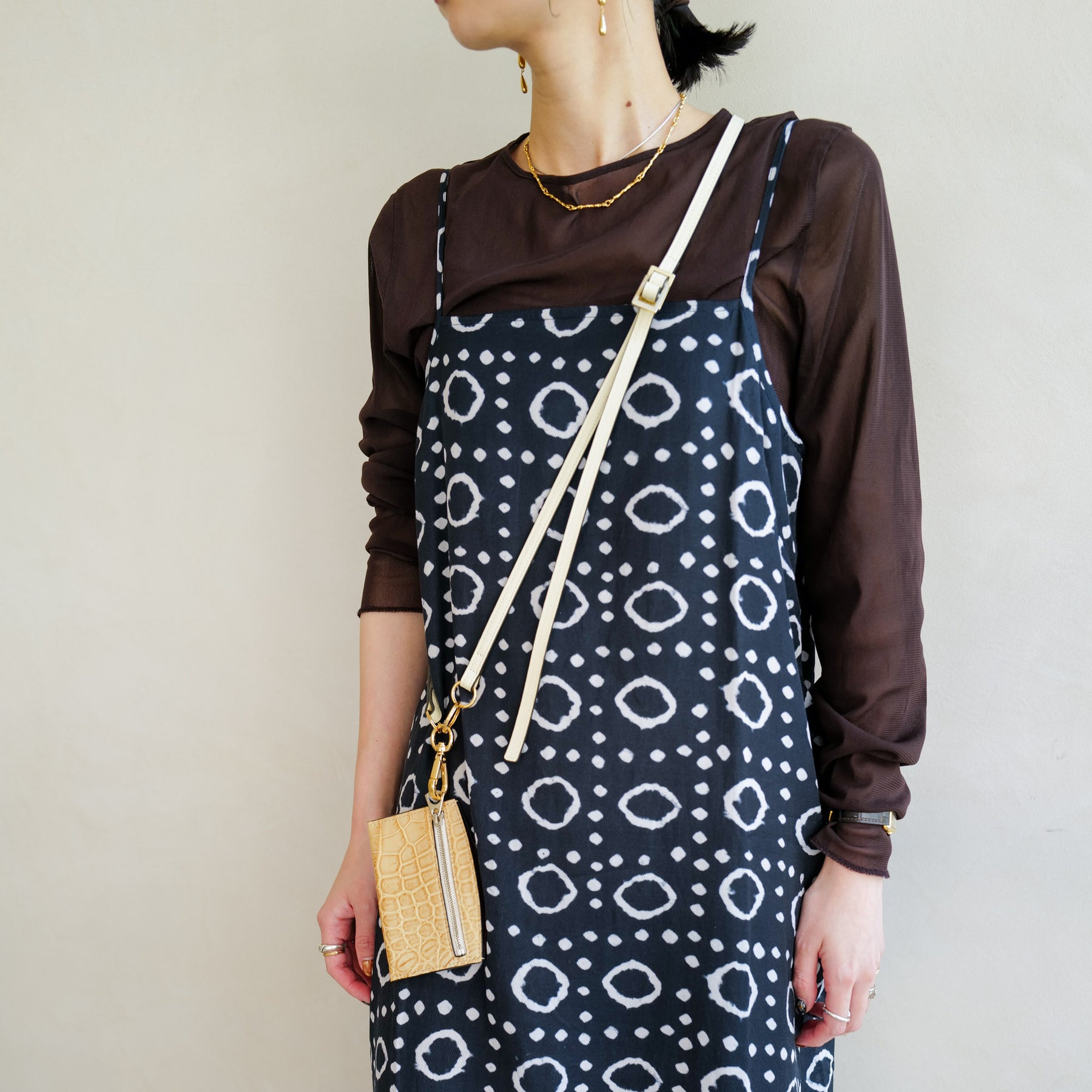 ITTI (イッチ) | HERRIE MULTI SHOULDER STRAP / RAPTO (ヘリーマルチショルダーストラップ/ラプト) カメラ モバイル スマホ 携帯 ホルダー レザー プレゼント 贈り物 ギフト 革紐 サイズ 長さ 調整 ブラック 黒 アイボリー 白 ブラウン 茶色