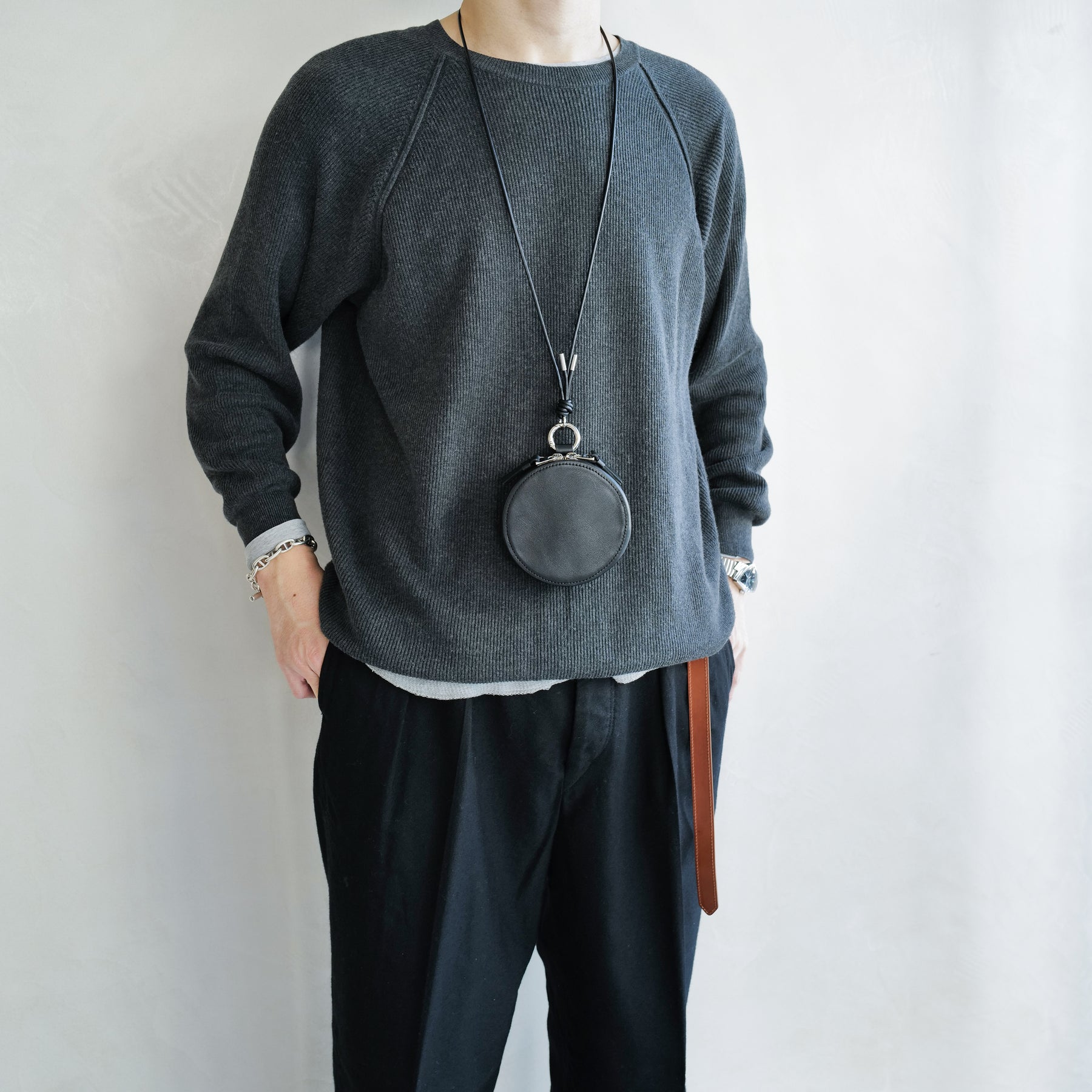 ITTI (イッチ) - MICHELLE CIRCLE POUCH / RAPTO FLEX (ミッシェルサークルポーチ / ラプトフレックス) | 鞄 カバン かばん ネックレスネックレス ショルダー 丸い 円形 レザー ブランド メンズ レディース