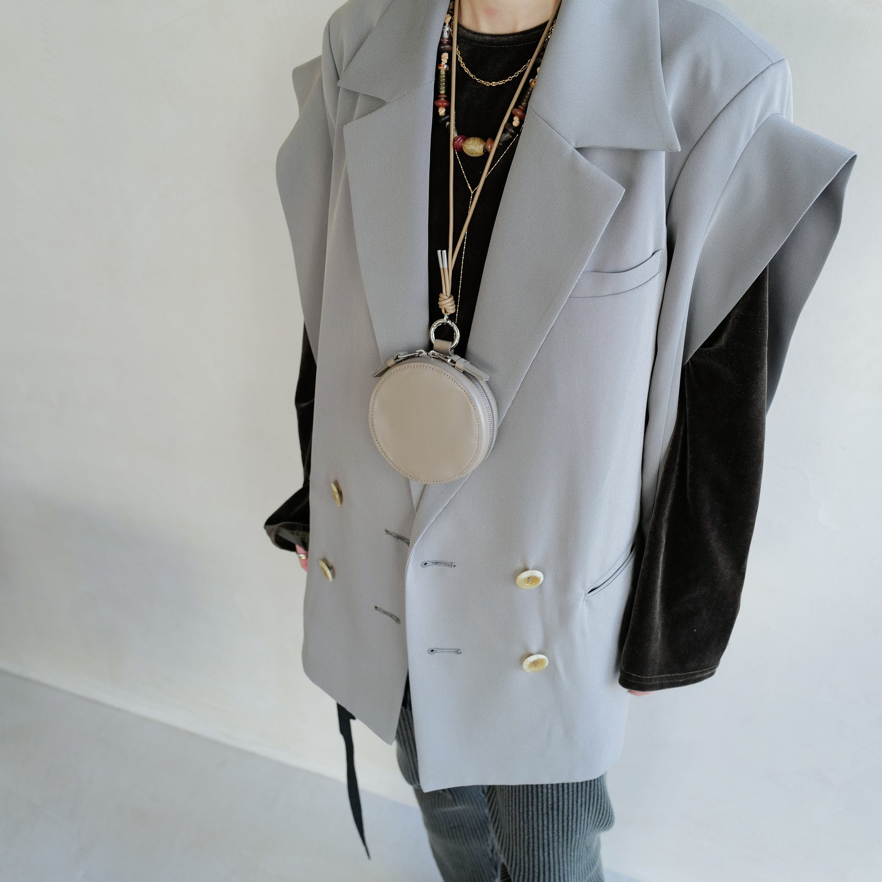 ITTI (イッチ) - MICHELLE CIRCLE POUCH / RAPTO FLEX (ミッシェルサークルポーチ / ラプトフレックス) | 鞄 カバン かばん ネックレスネックレス ショルダー 丸い 円形 レザー ブランド メンズ レディース