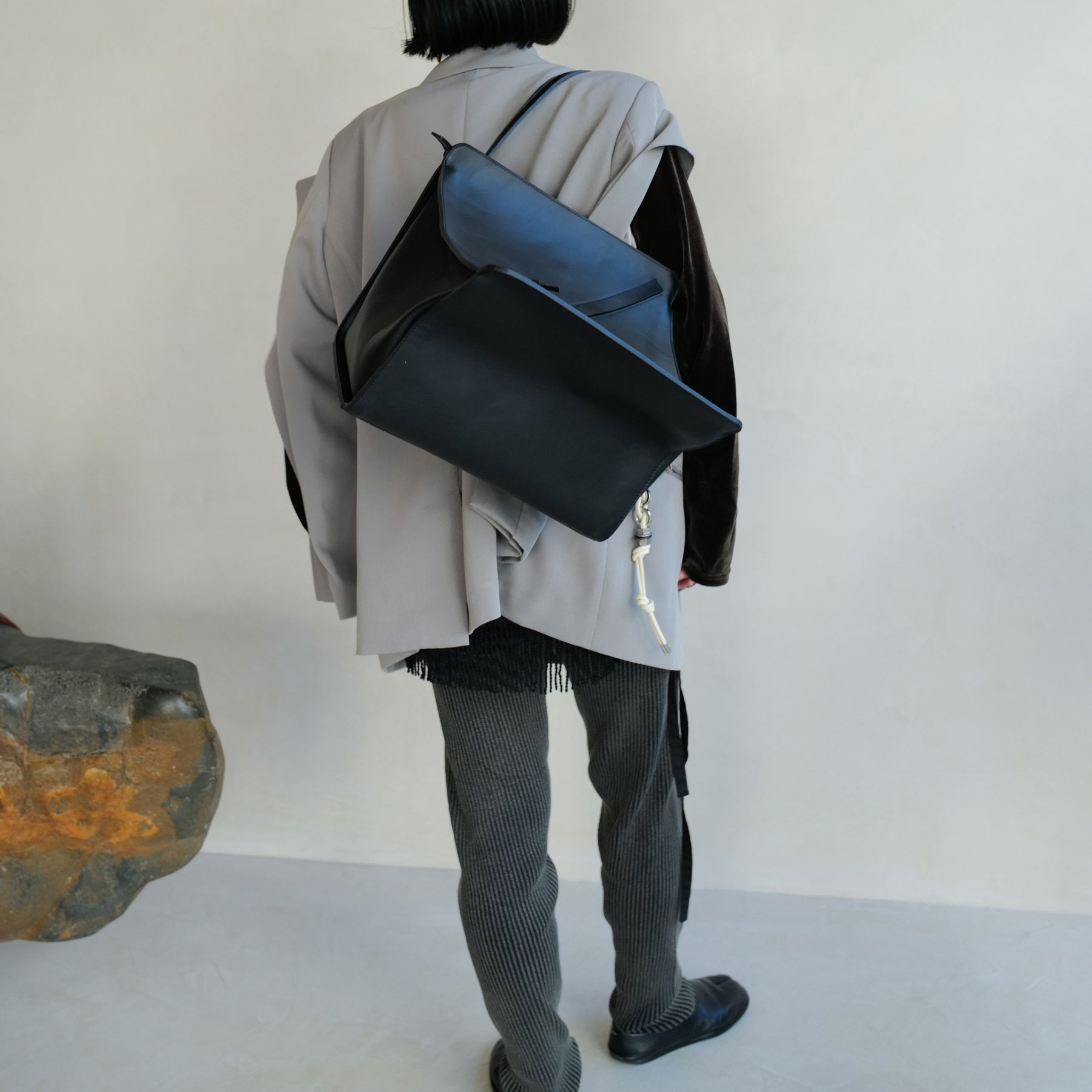 ITTI (イッチ) - HERRIE BOX PREMIER / RAPTO FLEX (ヘリーボックスプレミア / ラプトフレックス) | レザー バッグ カバン かばん 鞄 ショルダー 手持ち ハンド スムース レザー メンズ レディース ブラック 黒 ブランド