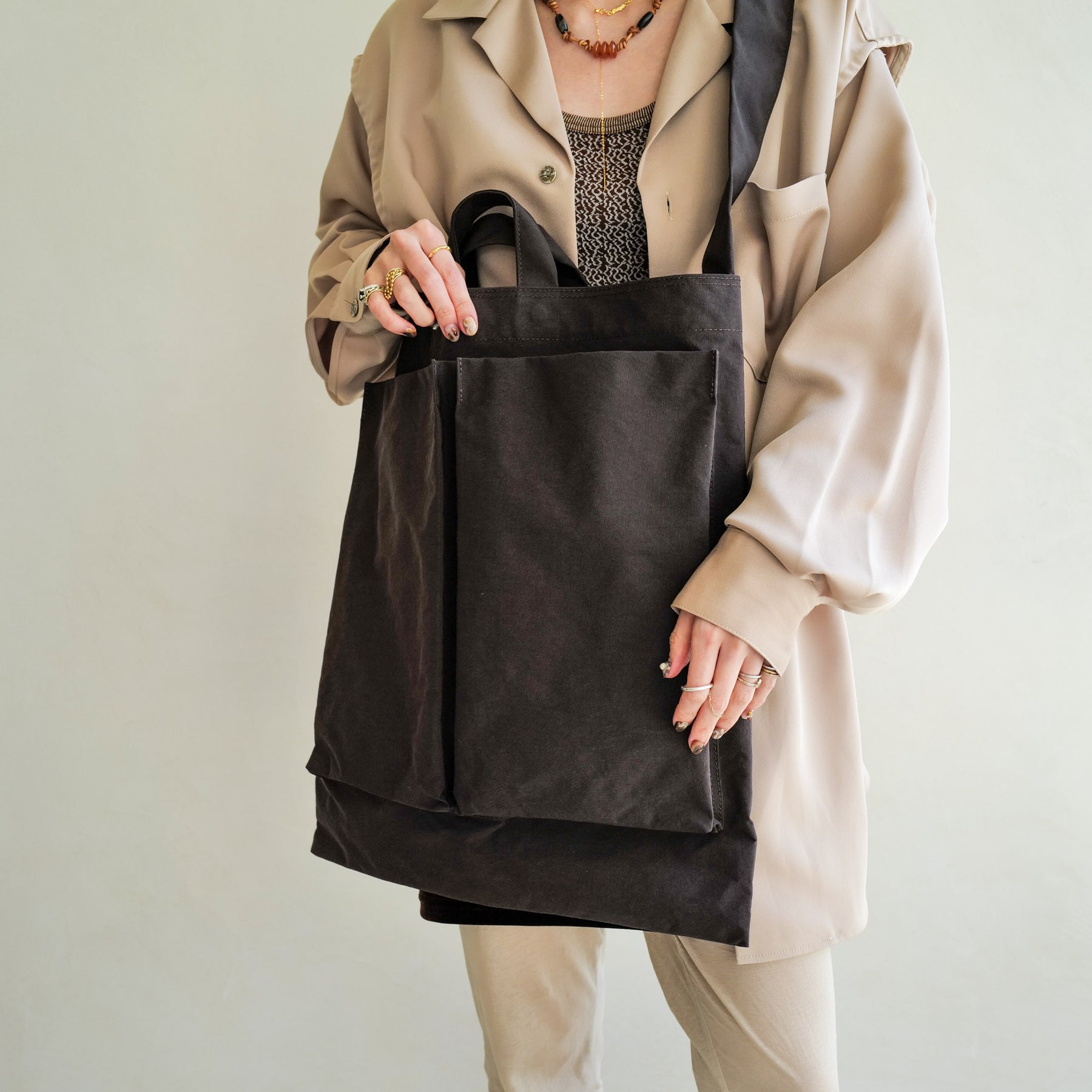 ITTI (イッチ) | ANNIE HELMET VEGETABLE BAG / CERATO WR(アニーヘルメットベジタブルバッグ) | メンズ レディース トート 鞄 エコ 買い物 野菜 ミリタリー ビッグ 大きい ナイロン 撥水 ブラウン
