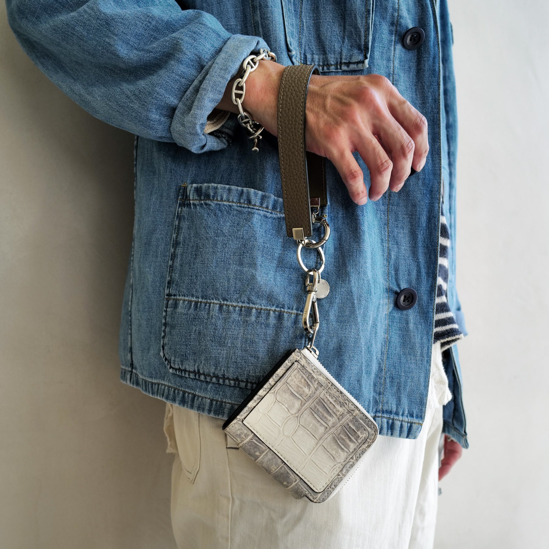 ITTI (イッチ) | HERRIE WRIST STRAP / DIPLO FJORD (ヘリーリストストラップ / ディプロフィヨルド) キーホルダー ハンドル スマホ 携帯 モバイル 財布 さいふ サイフ メンズ レディース ブランド トープ グレージュ 茶色 ブラウン