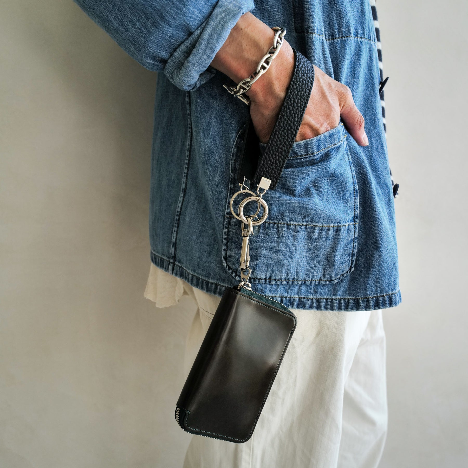 ITTI (イッチ) | HERRIE WRIST STRAP / DIPLO FJORD (ヘリーリストストラップ / ディプロフィヨルド) キーホルダー ハンドル スマホ 携帯 モバイル 財布 さいふ サイフ メンズ レディース ブランド ブラック 黒 black