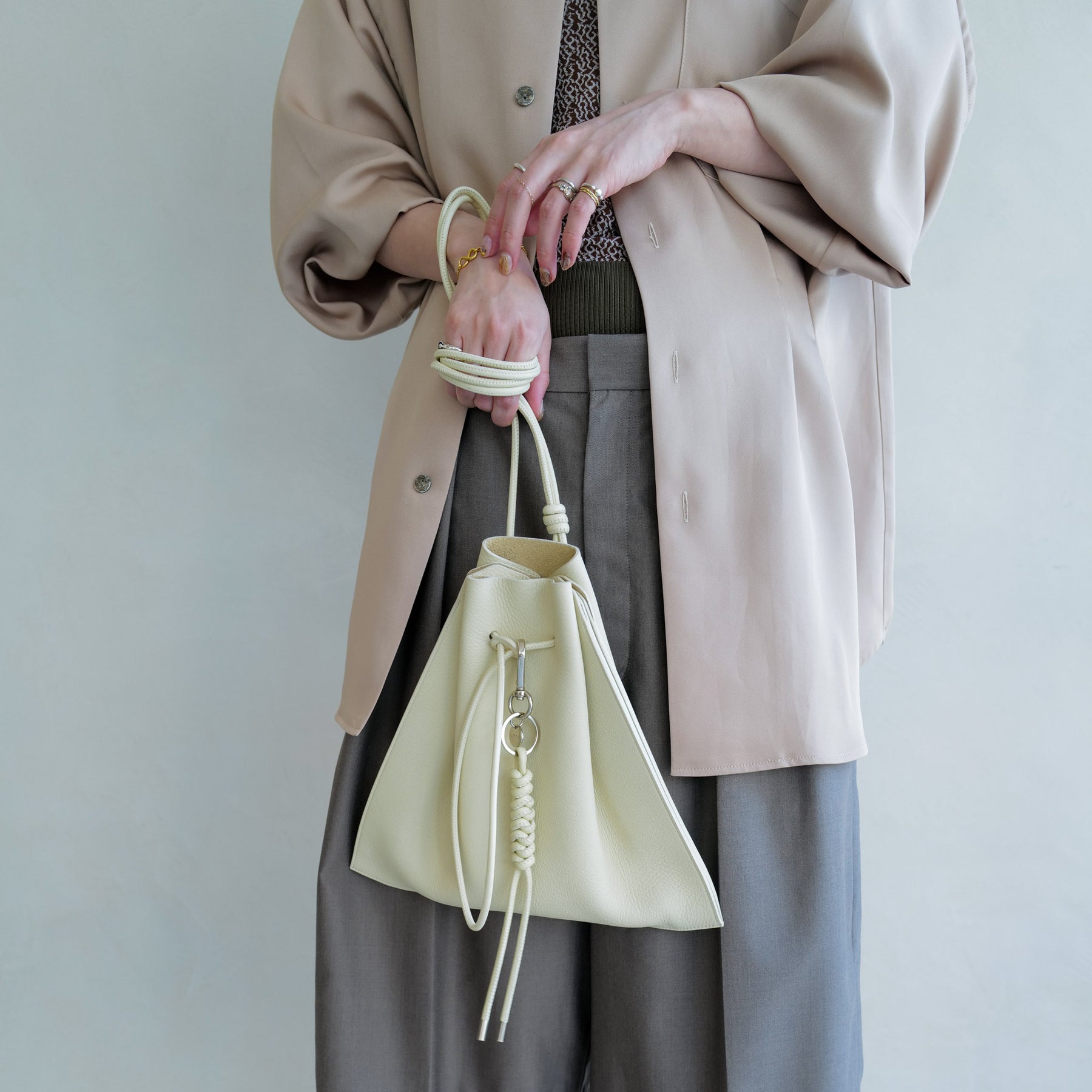 HERRIE KINCHAKU SHOULDER - MM / DIPLO SKY (ヘリー巾着ショルダー / ディプロスカイ) - ITTI (イッチ) バッグ カバン 鞄 かばん 斜め掛け メンズ レディース ブランド ブランド ドメスティック ecoo エコー デンマーク アイボリー 白 生成り ivory white オフホワイト