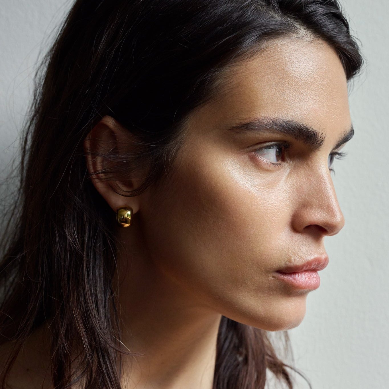 Reflection Small Hoops - SILVER / RAGBAG (リフレクションスモールフープイヤリング・ピアス - シルバー / ラグバッグ) - ICHI GALLERY | ジュエリー ブランド デンマーク 女性 小物 アクセサリー ギフト 贈り物 プレゼント