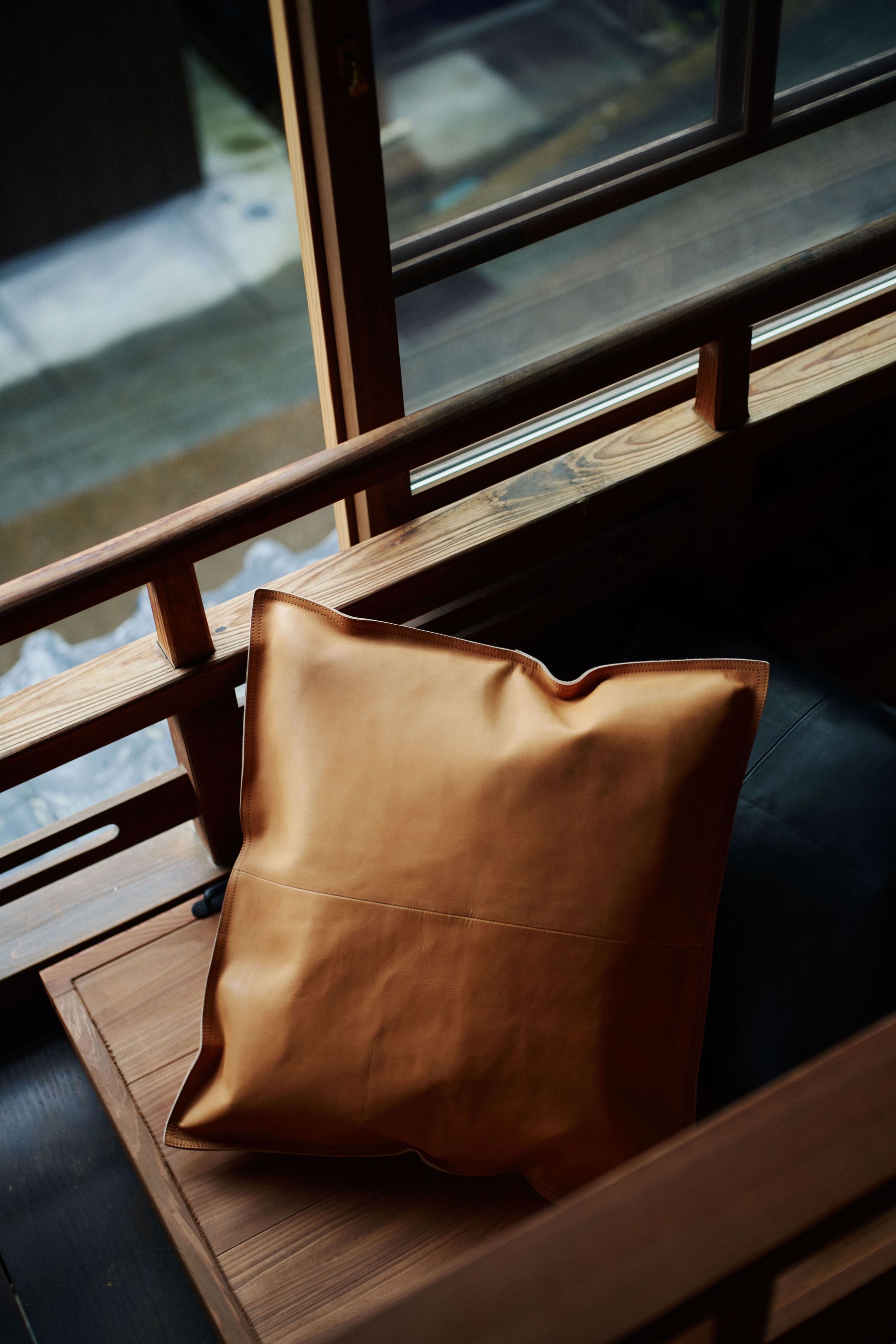 ITTI HOME イッチホーム | HOME LEATHER CUSHION COVER ホームレザークッションカバー | インテリア