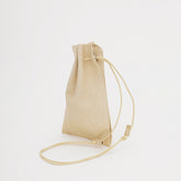 ITTI (イッチ) | HERRIE KINCHAKU POUCH - PM / SHIRO(ヘリー キンチャクポーチ / 白鞣し皮革) 本革レザー 巾着 バッグ サステナブル エコロジー ミニ コンパクト お出掛け 旅行 トラベル 肩がけ 斜め掛け メンズ レディース ユニセックス