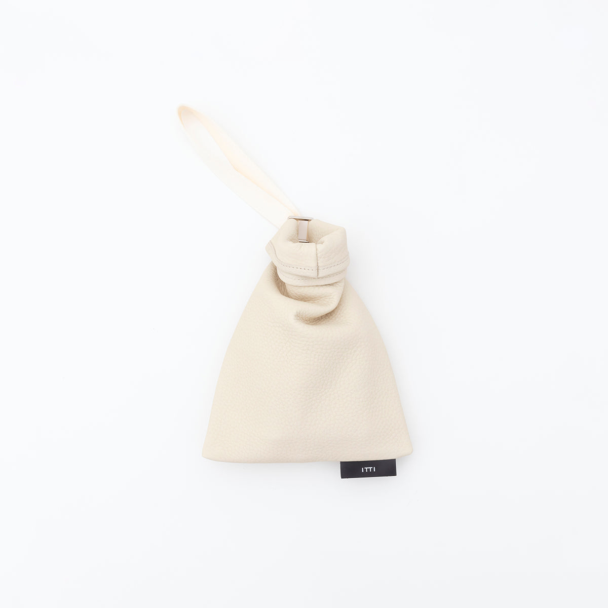 ITTI (イッチ) | ANNIE SMALL RICE BAG / DIPLO SKY (アニースモールライスバッグ / ディプロスカイ)レザー 巾着 ハンド メンズ レディース ハンド 鞄 カバン かばん 手持ち レザー お出かけ ブラック ホワイト アイボリー トープ グレージュ 灰色