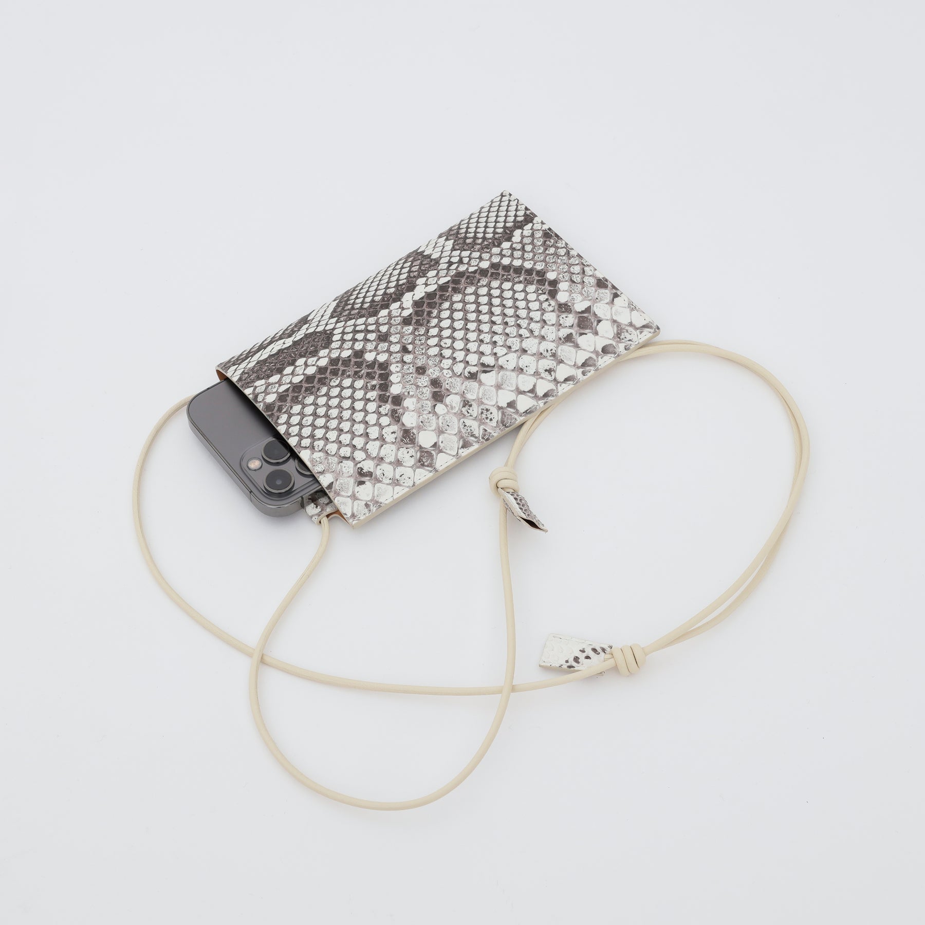 ITTI (イッチ) | HERRIE PHONE POUCH / MOLURUS(ヘリーフォンポーチ / モラレス) モバイル 携帯 スマホ ケース 蛇 ヘビ レザー
