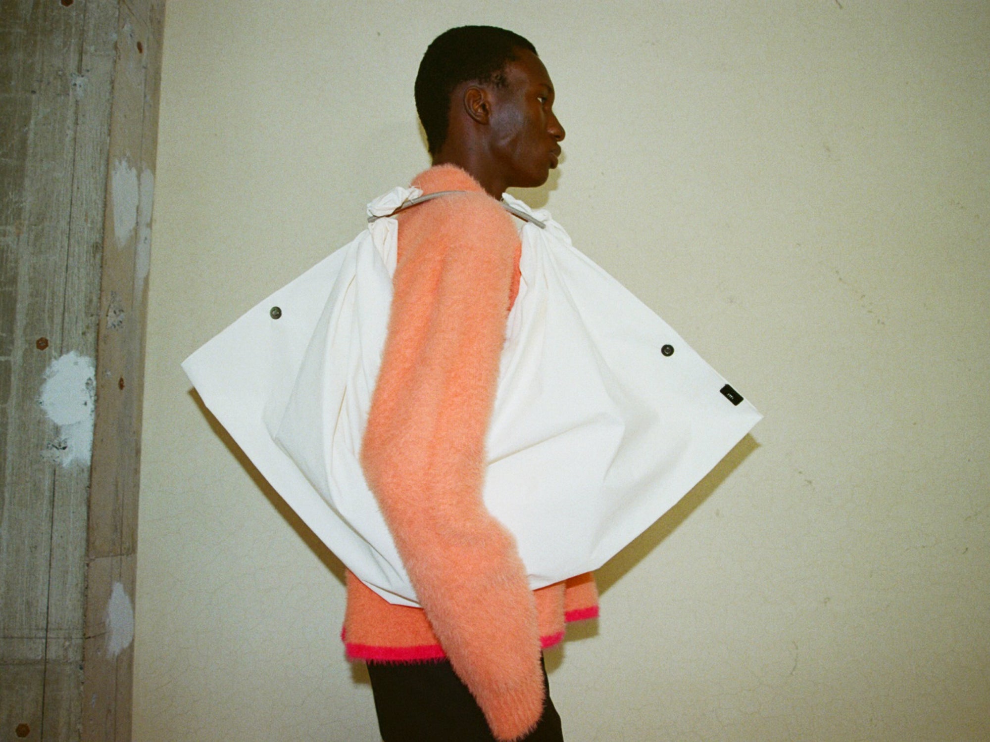 009_COLLECTION | SEASON VISUAL IMAGE (シーズンビジュアルイメージ)- ITTI (イッチ) | 2023年秋冬