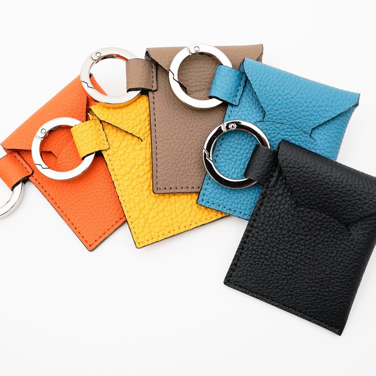 ITTI 新型AirPodsケース｜HERRIE FUTO PODS RING 発売｜レザーチャーム