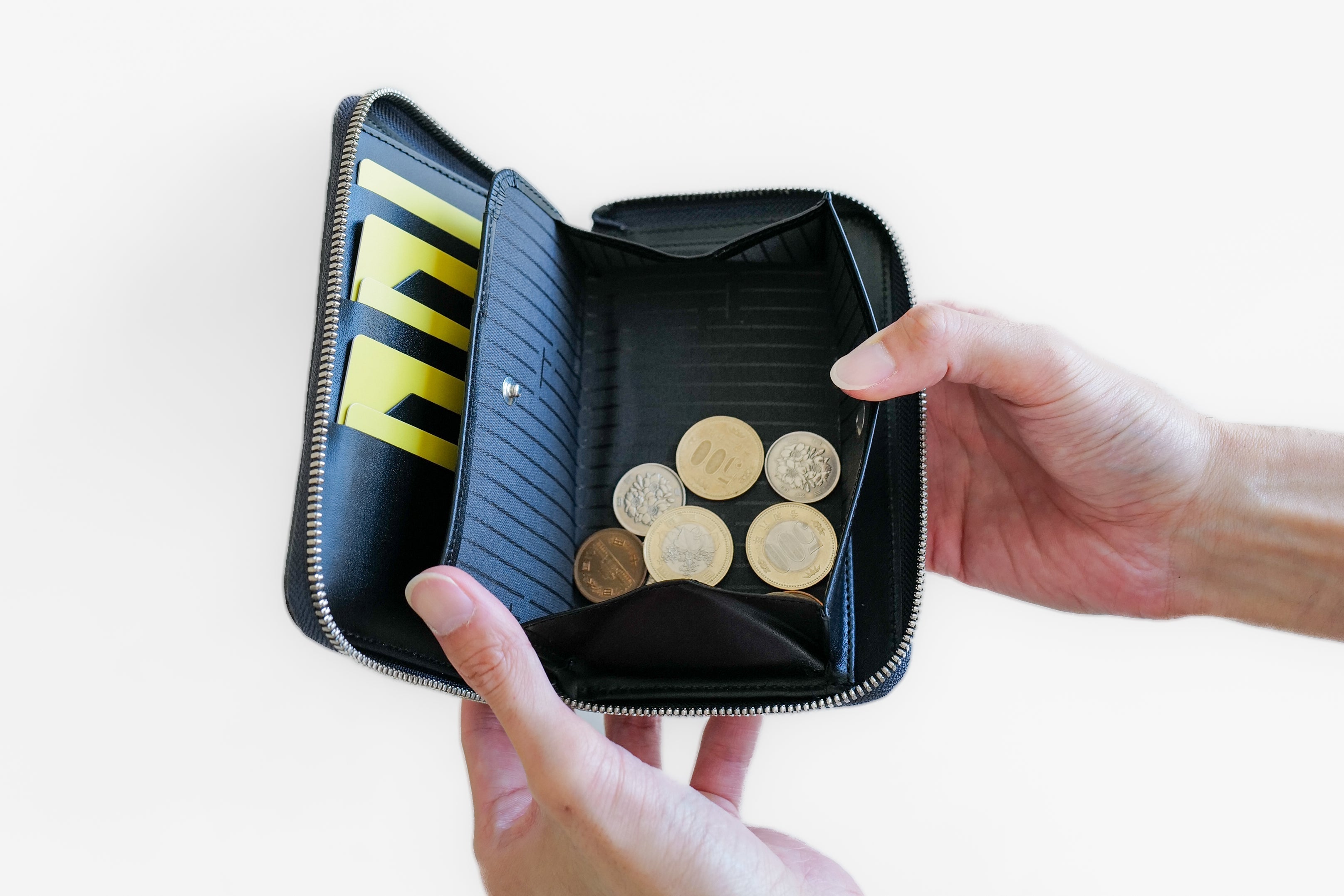 ITTI 2つ折り財布 ミニ財布 2026年2月の開運2月の開運日と財布の選び方｜