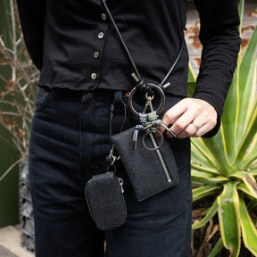 CRISTY SMART KEY CASE / KUROEI｜姫路職人が手がける漆エイ革 本革スマートキーケース メンズ レディース ギフト｜ITTI（イッチ）公式