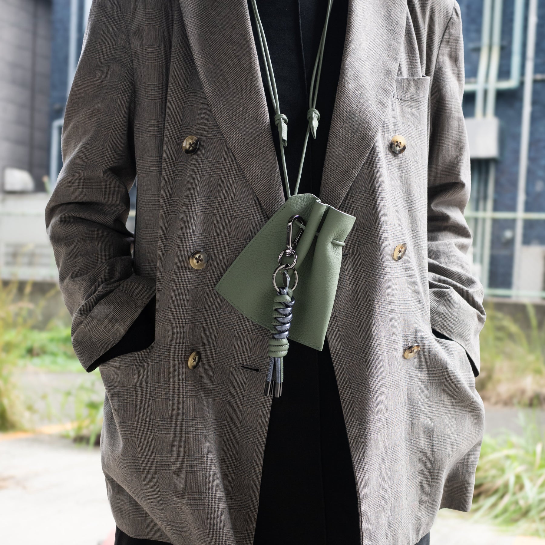 HERRIE KINCHAKU POUCH - PM / DIPLO SKY｜サステナブル本革 巧着ショルダーバッグ メンズ レディース ギフト｜ITTI（イッチ）公式
