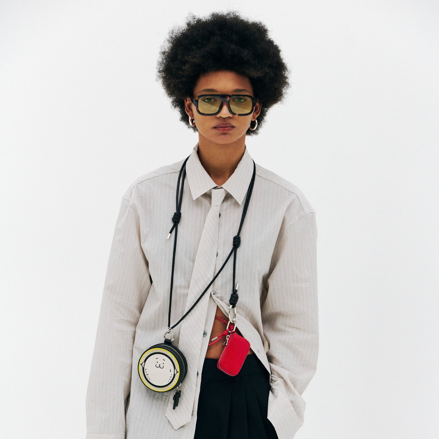 MICHELLE CIRCLE POUCH / HYOMA｜レザー サークルポーチ 刺繍ショルダー｜ITTI（イッチ）公式