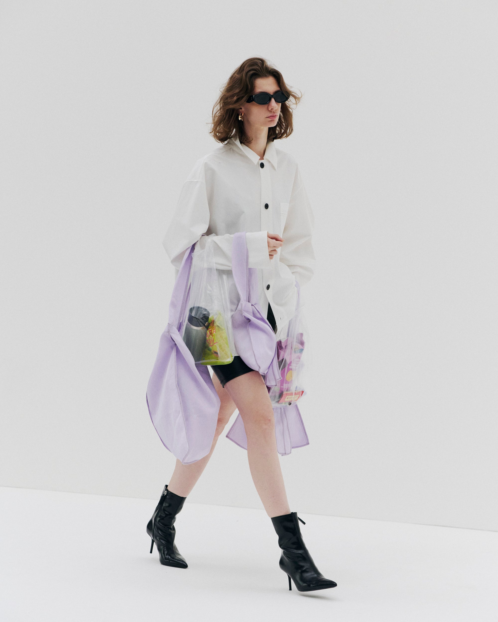 2026年春夏コレクション｜ITTIの世界観を纏う最新ヴィジュアル特集｜女性モデル着用ルックブック｜ITTI（イッチ）公式