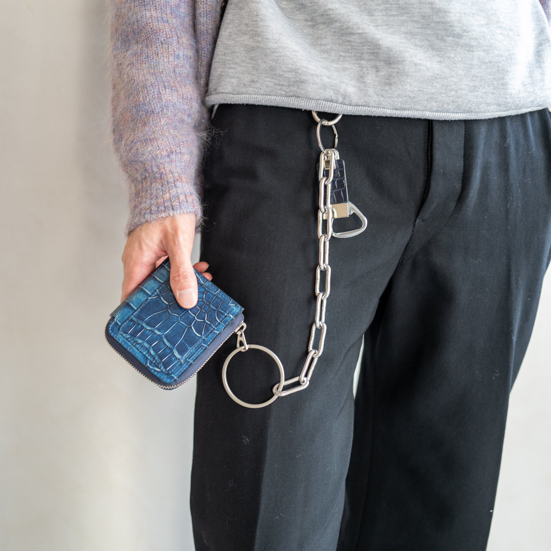 CRISTY POLICE CHAIN CHARM / CROCO｜クロコダイル レザーチャーム ウォレット キーチェーン 直営限定 栓抜き付き｜ITTI（イッチ）公式